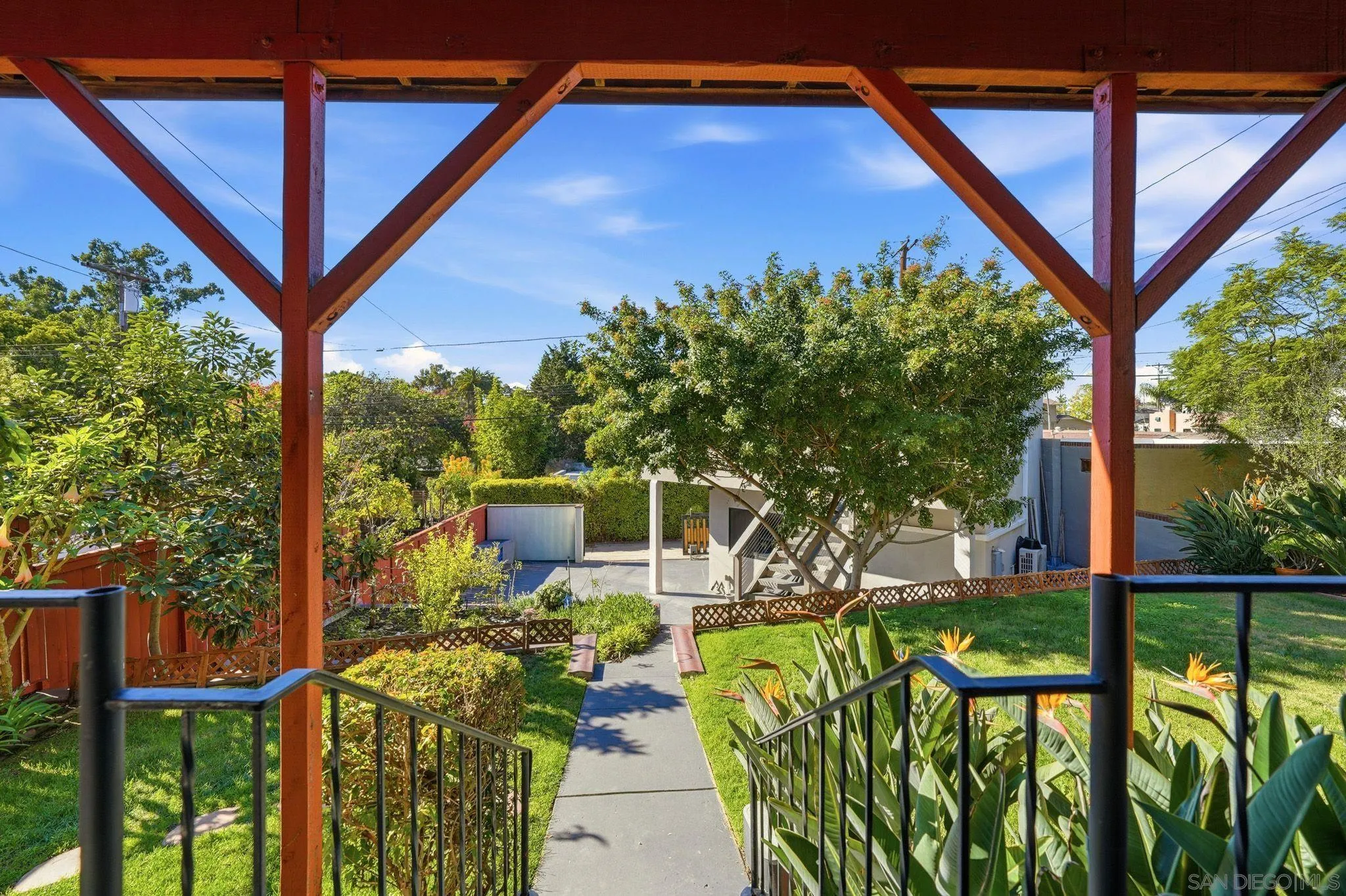 https://cdn.realtyfeed.com/cdn/127/250045137/fe6beeb926275d84b58b55701ee0416d.webp