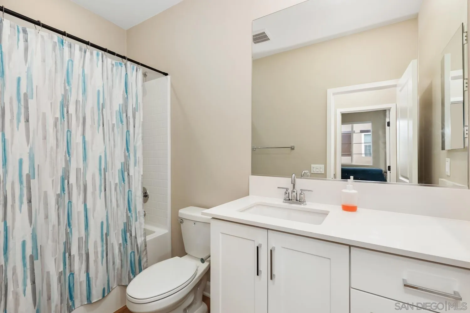 Photo #11: 250045154 Listing: Photo #11