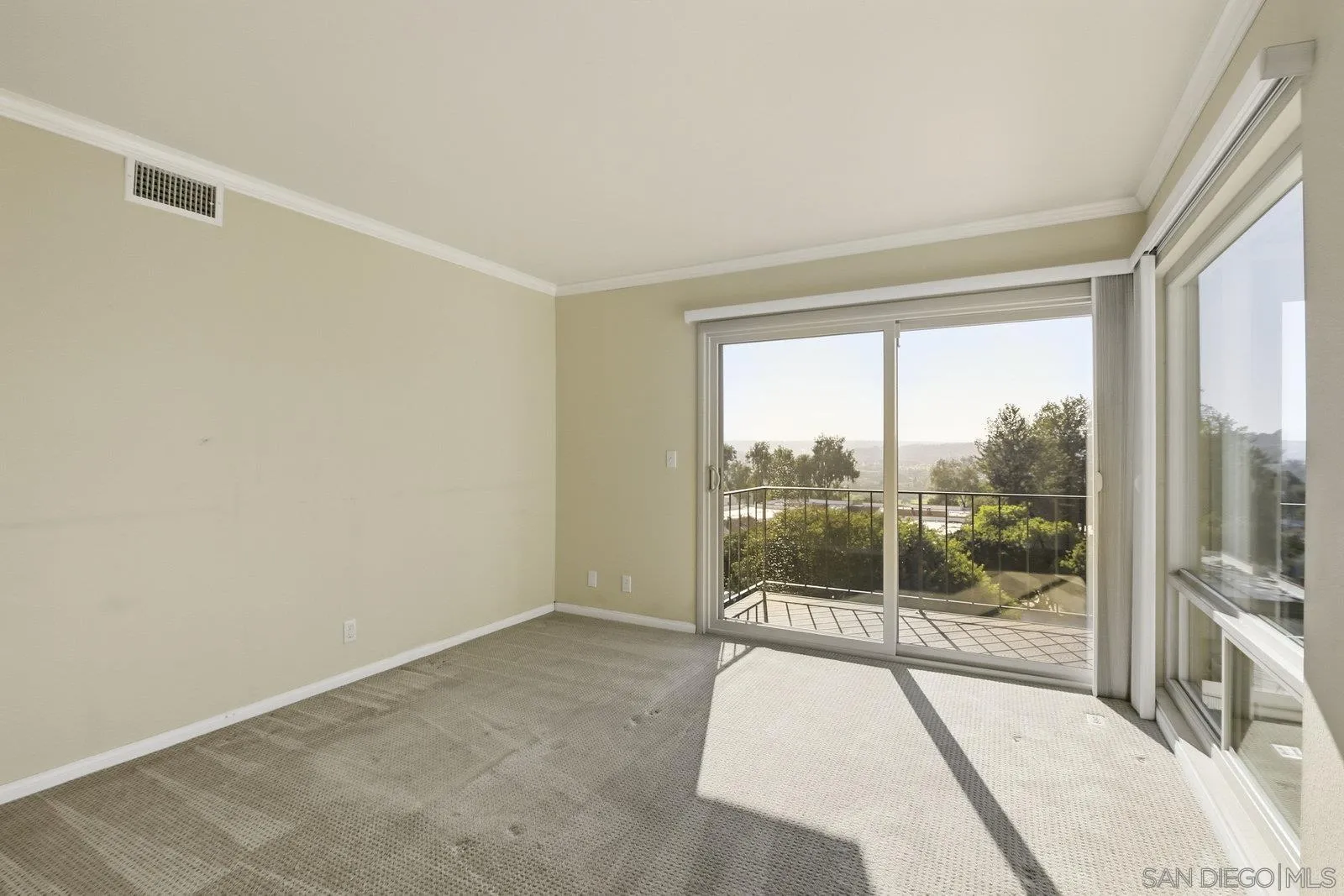 https://cdn.realtyfeed.com/cdn/127/250045158/9dc96c193b6161cb3299134a338477c6.webp