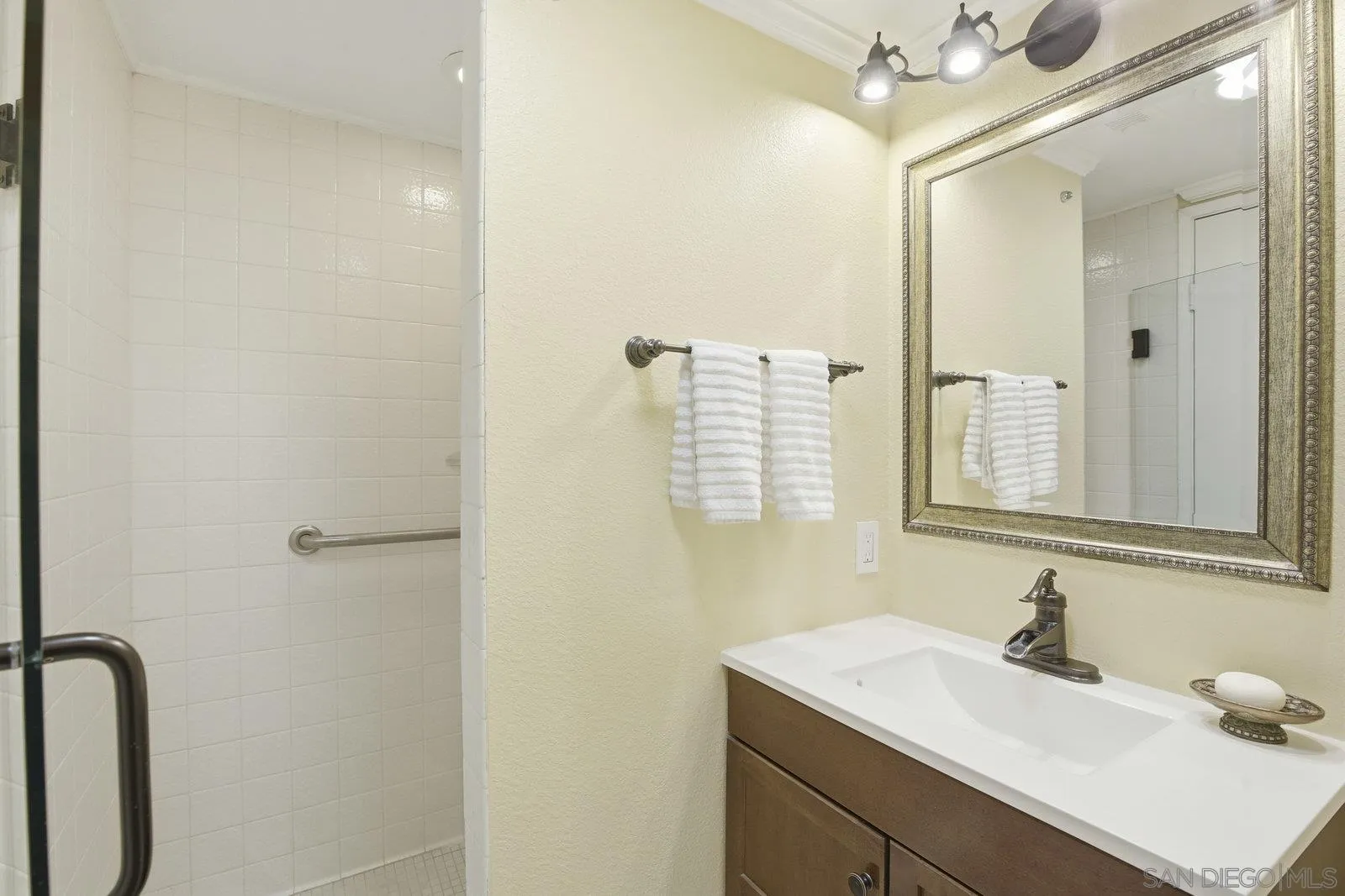 Photo #25: 250045158 Listing: Photo #25