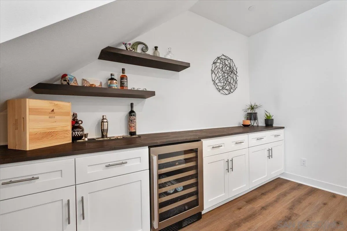 https://cdn.realtyfeed.com/cdn/127/250045164/377d40116c77c82e8290f6cf723f5511.webp