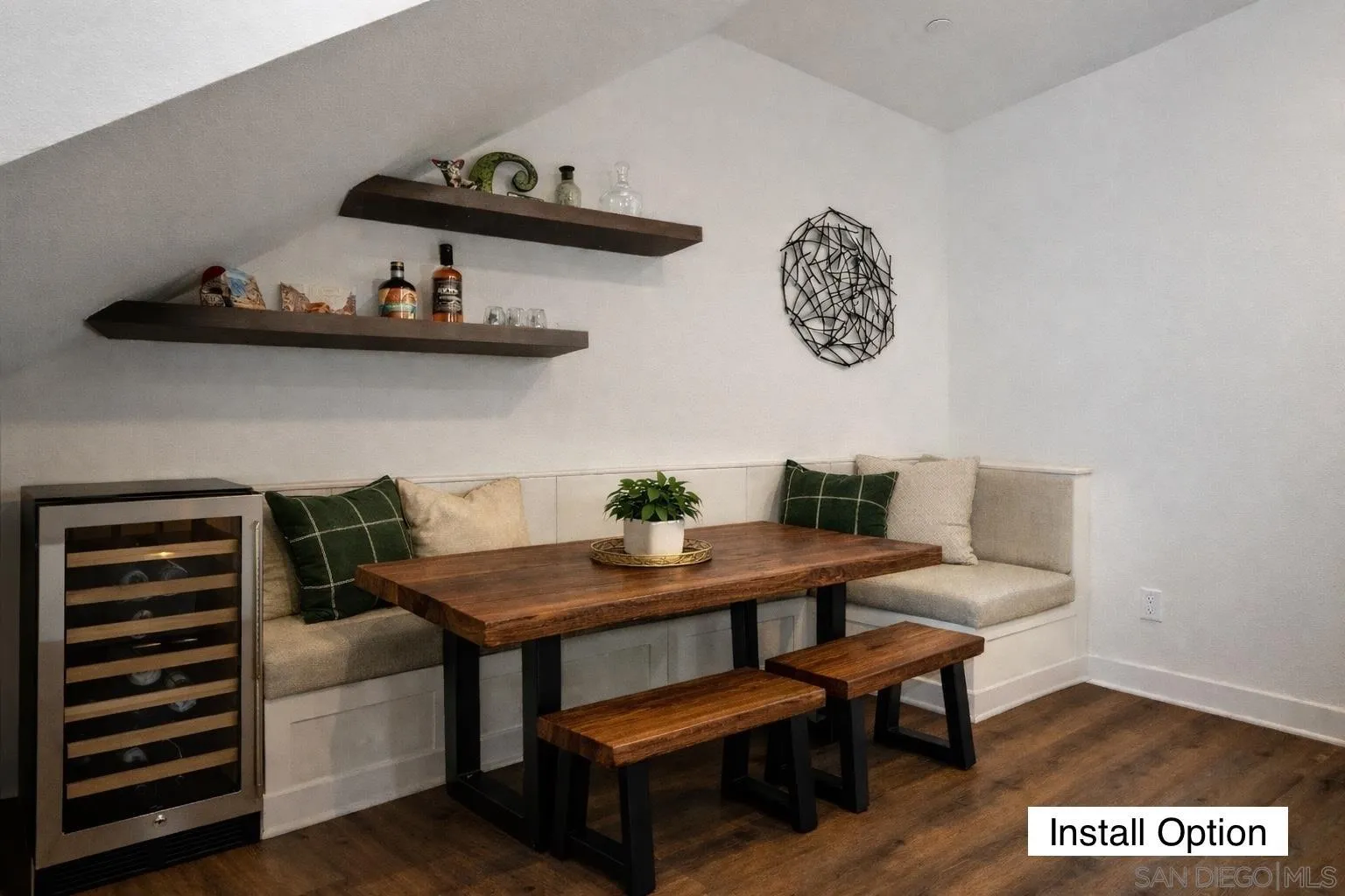 https://cdn.realtyfeed.com/cdn/127/250045165/6d4ba406e0e8cd14711b5e487bc33365.webp