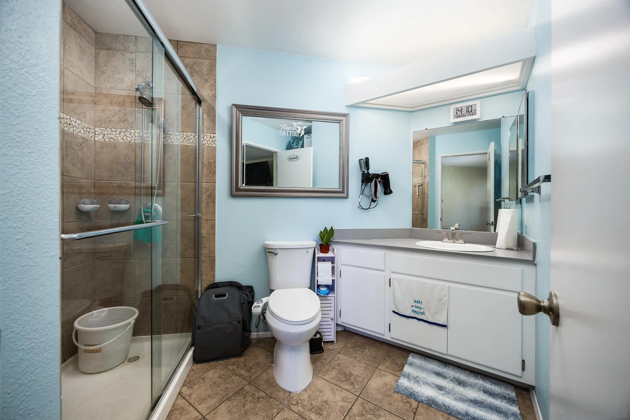 https://cdn.realtyfeed.com/cdn/127/250045202/41d80595447566e31bb41617c4813055.webp