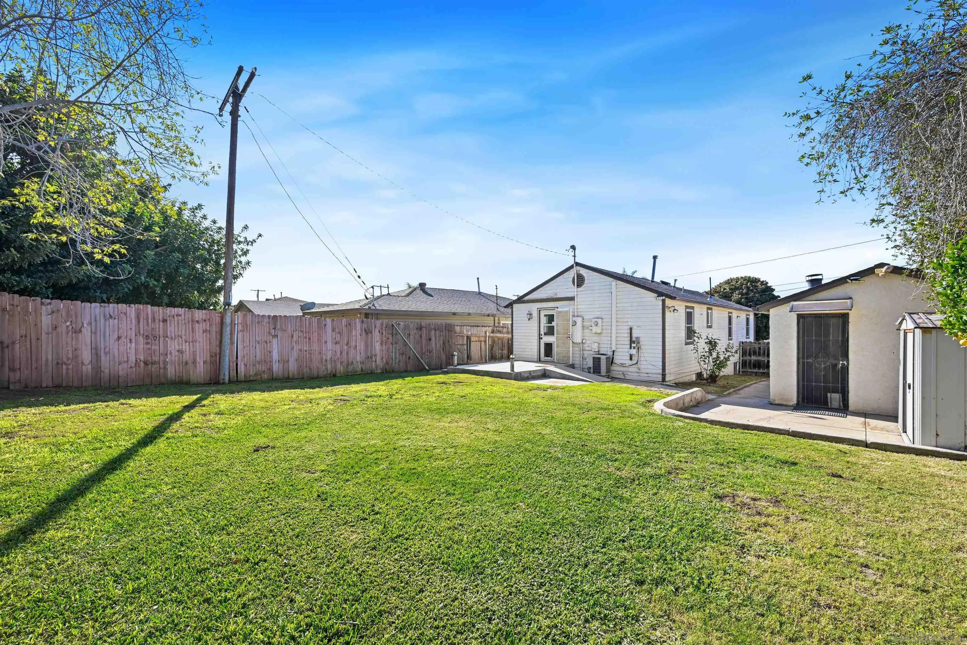 https://cdn.realtyfeed.com/cdn/127/250045212/e7612cb229d10684a19d7be394bdc804.webp