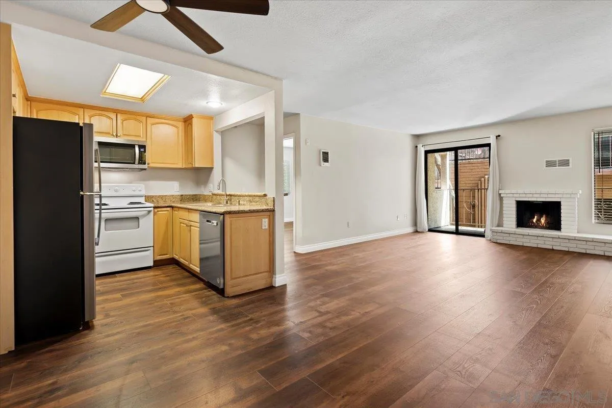 Photo #8: 250045225 Listing: Photo #8