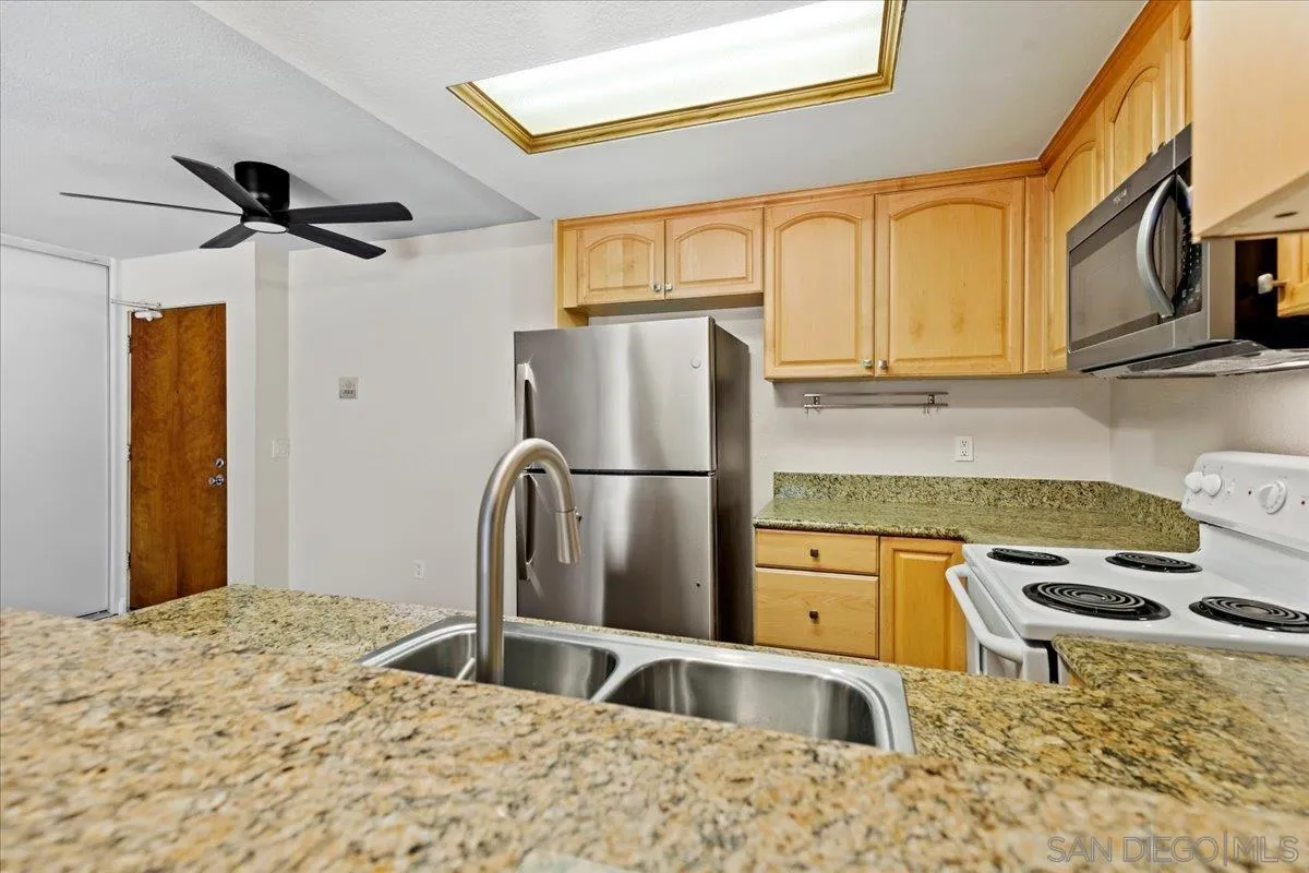 Photo #17: 250045225 Listing: Photo #17