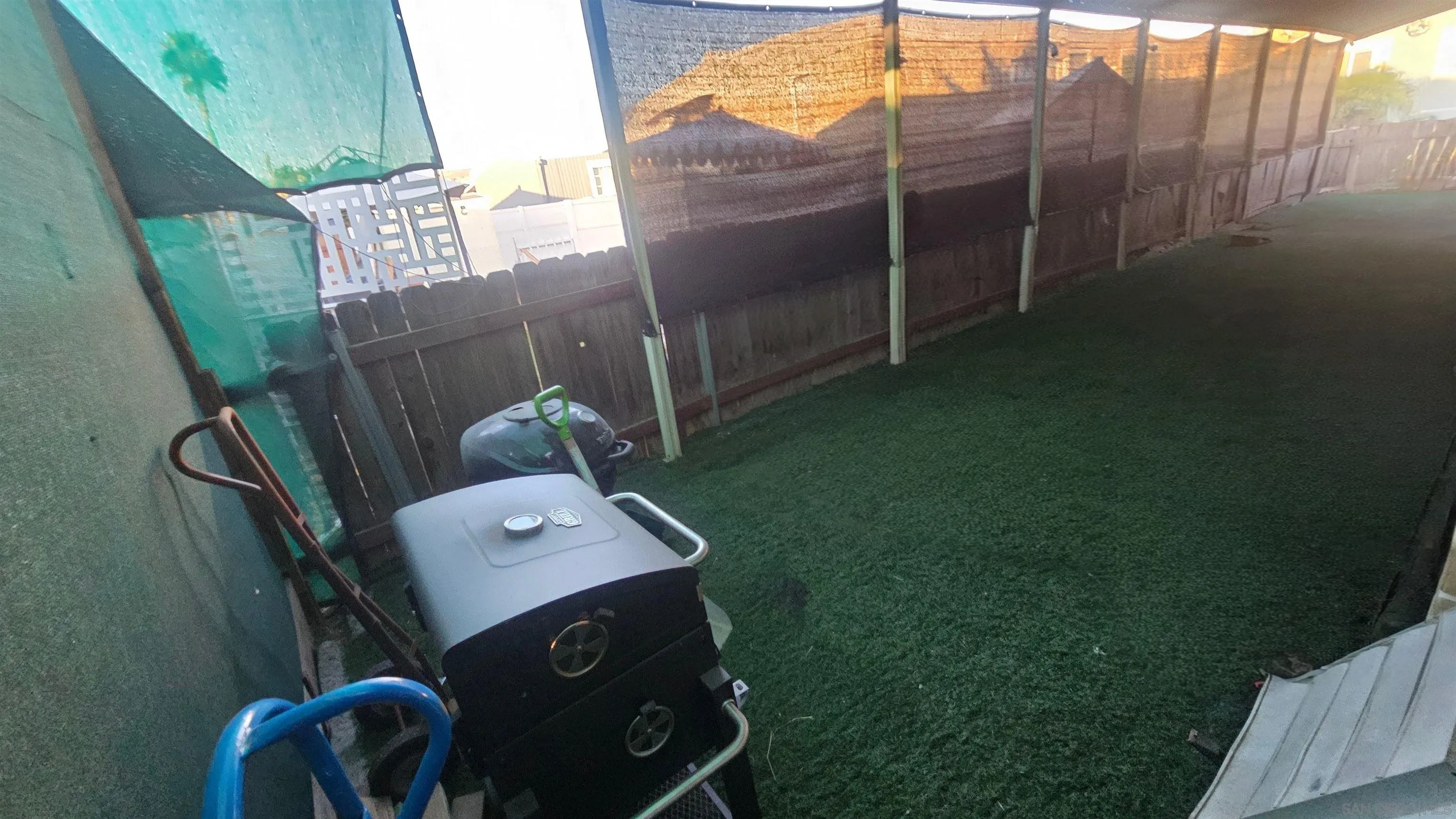 https://cdn.realtyfeed.com/cdn/127/250045242/990e44f00cd6dc95c2323b0df4c9d368.webp