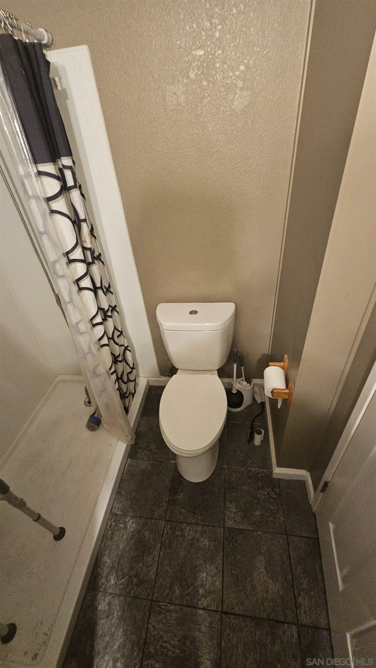 https://cdn.realtyfeed.com/cdn/127/250045242/af7c9c19a9b204c54f4410d0812a5c0b.webp