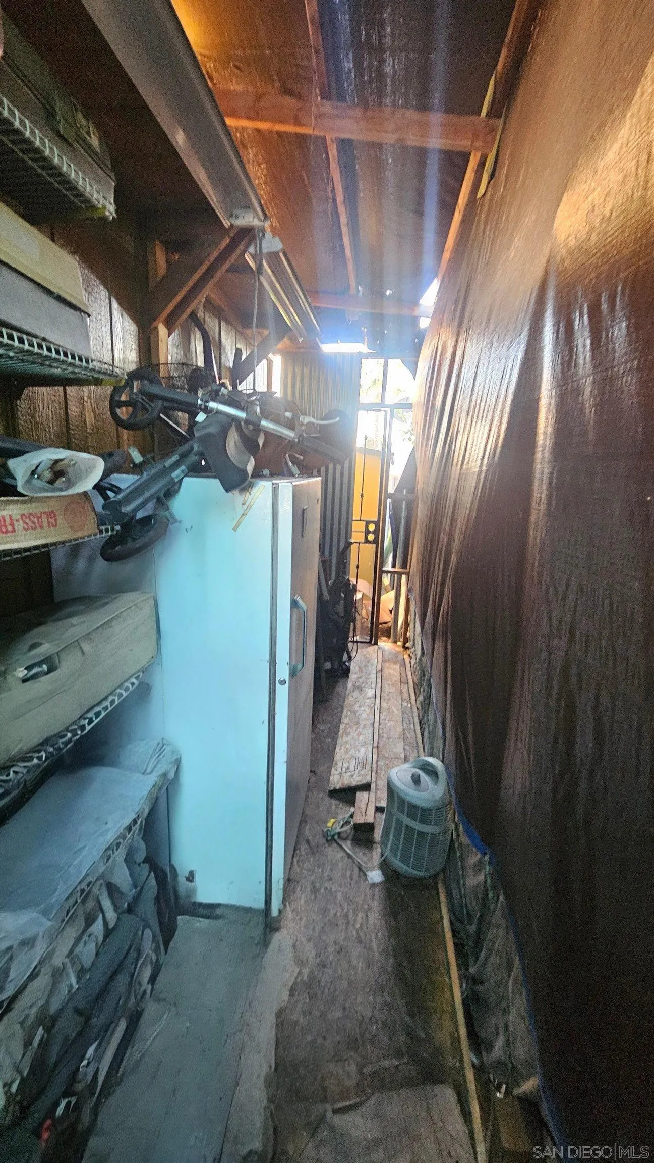 https://cdn.realtyfeed.com/cdn/127/250045242/ea956014c741bd0d294aaa52f447e776.webp