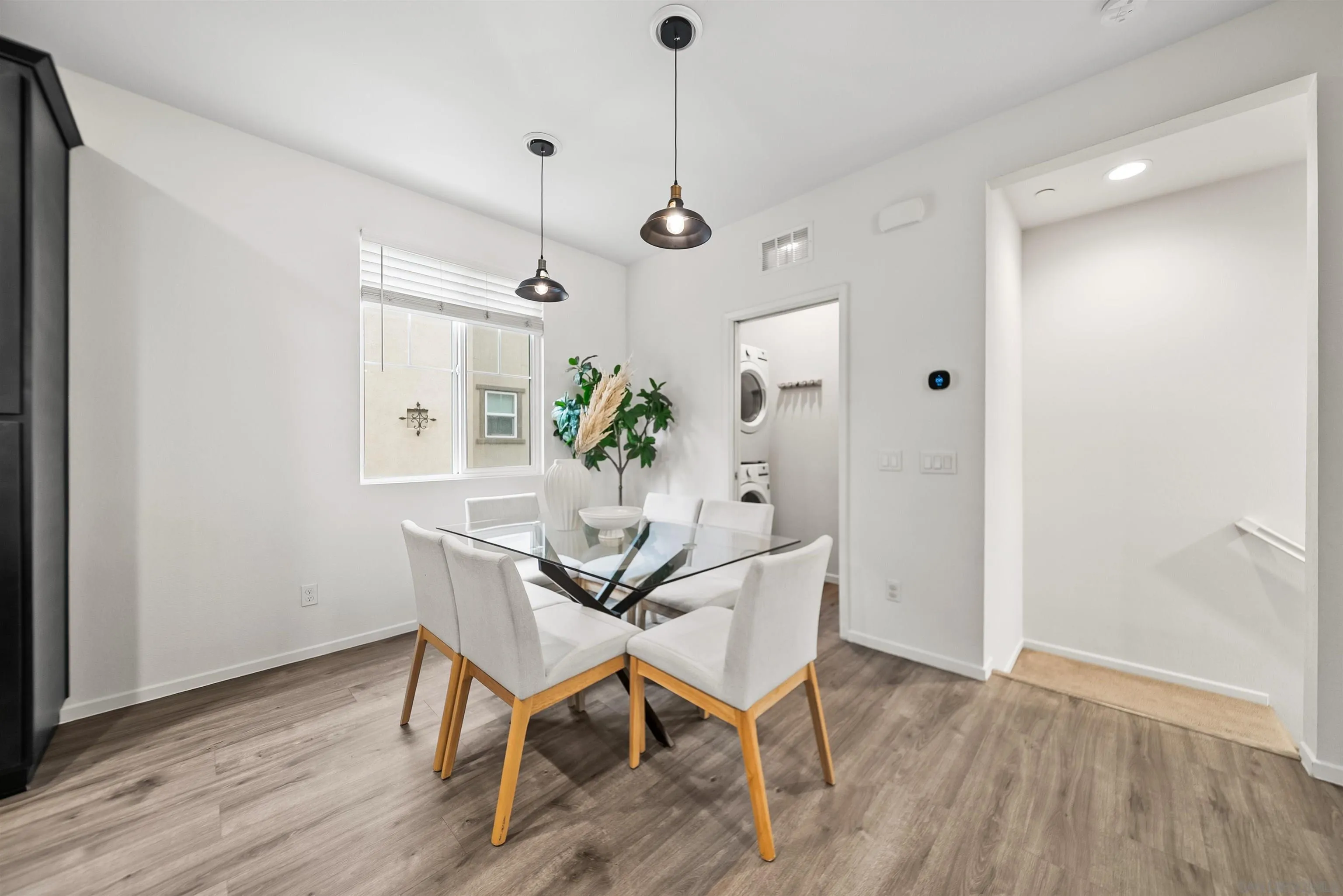 Photo #10: 250045246 Listing: Photo #10