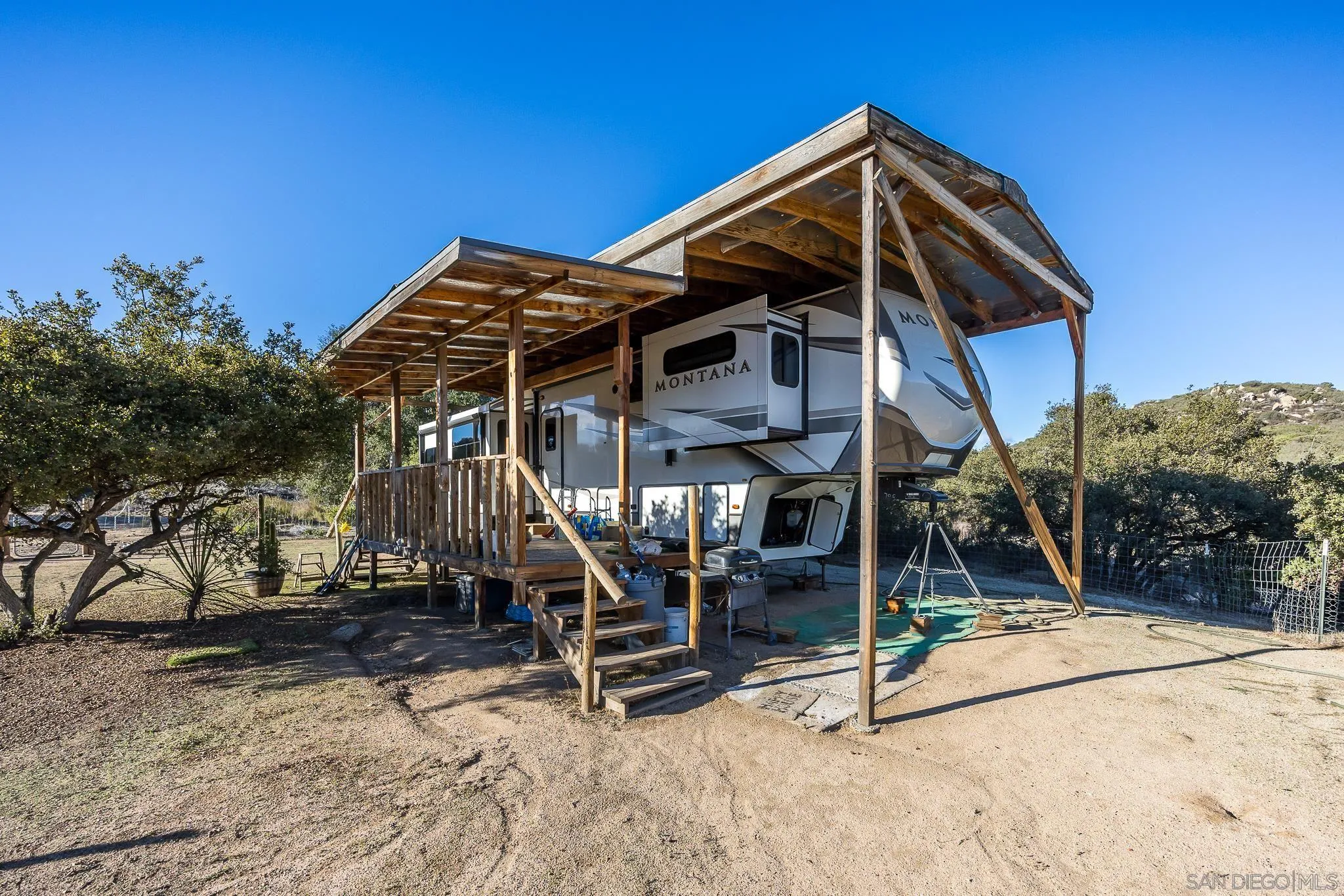 https://cdn.realtyfeed.com/cdn/127/250045251/f6a613937741bf383ad4111c2a4218b0.webp