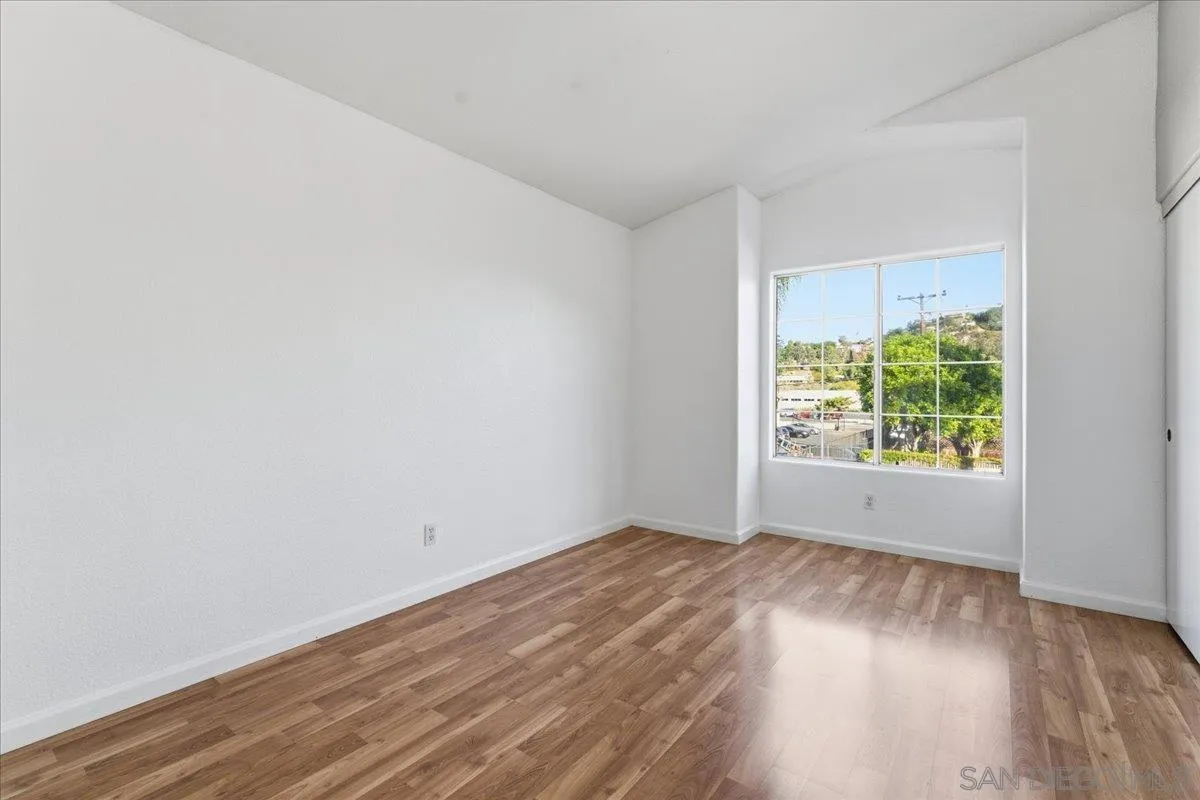 https://cdn.realtyfeed.com/cdn/127/250045262/209ab07077507371d8e84810ce1bd638.webp