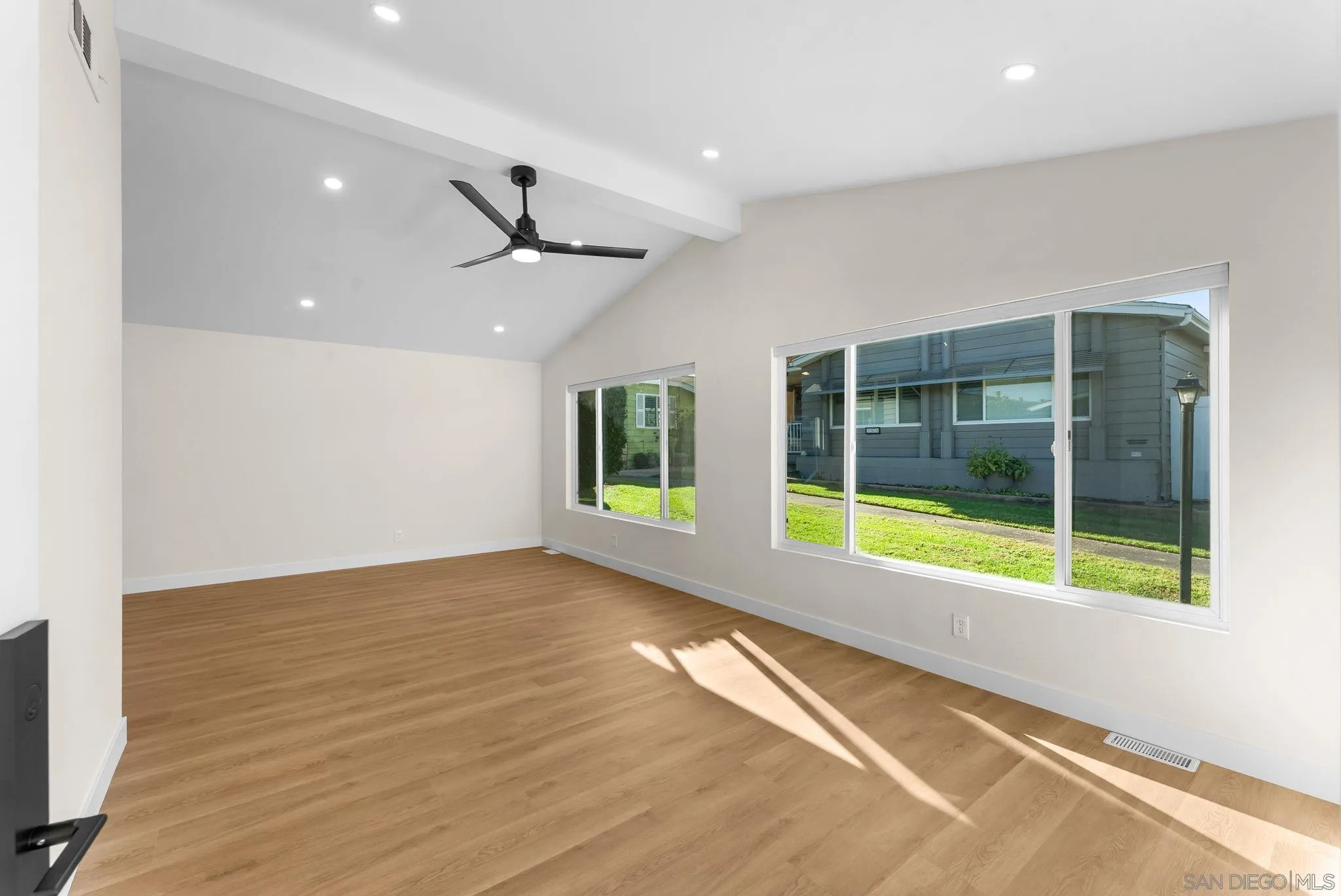 https://cdn.realtyfeed.com/cdn/127/250045265/8e1e4cca9ea936d4ecf1db40007e0805.webp
