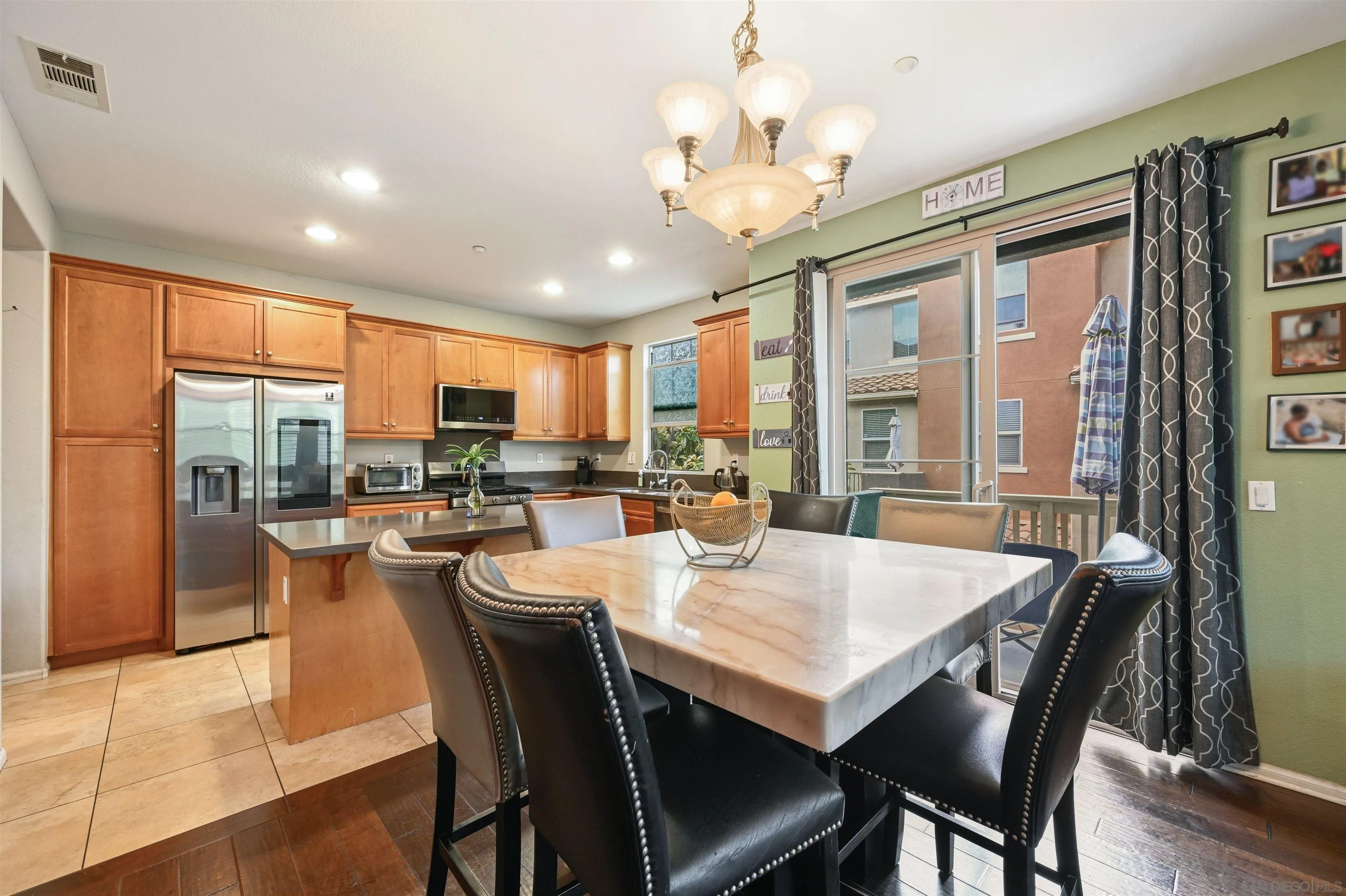 Photo #9: 250045267 Listing: Photo #9