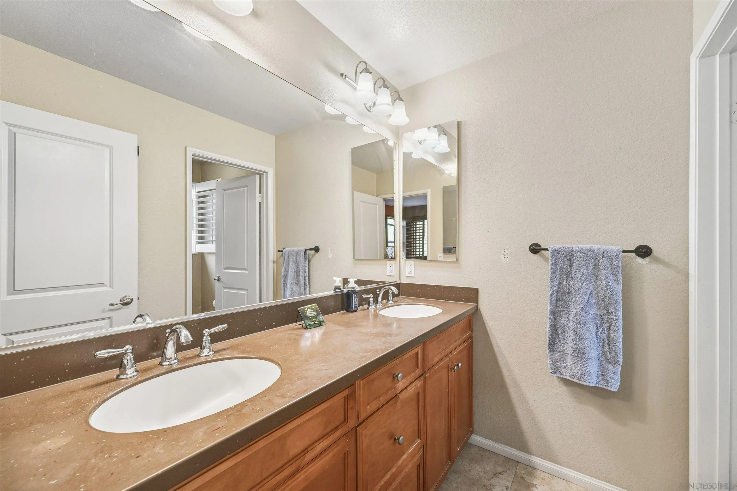 Photo #19: 250045267 Listing: Photo #19