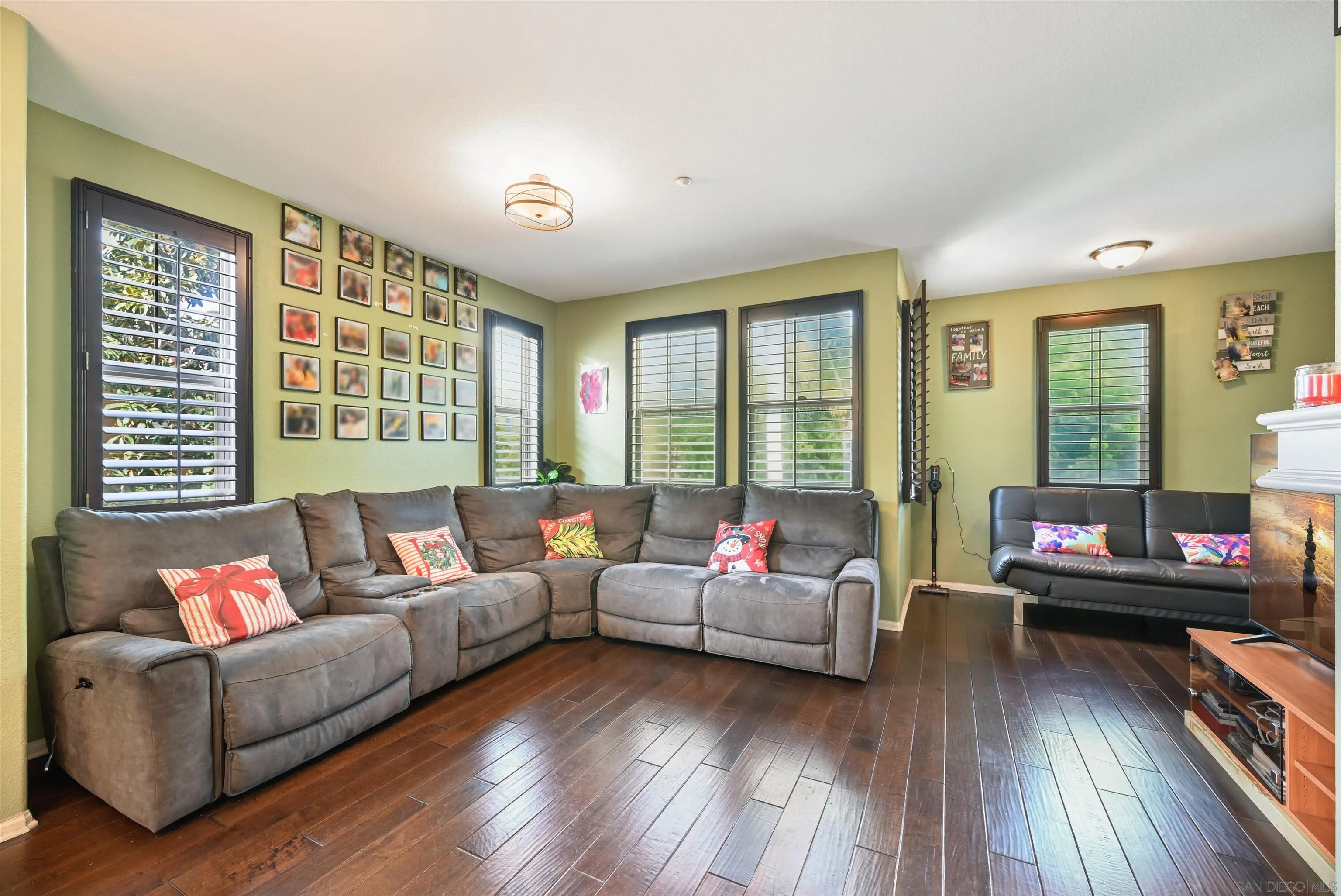 Photo #3: 250045267 Listing: Photo #3