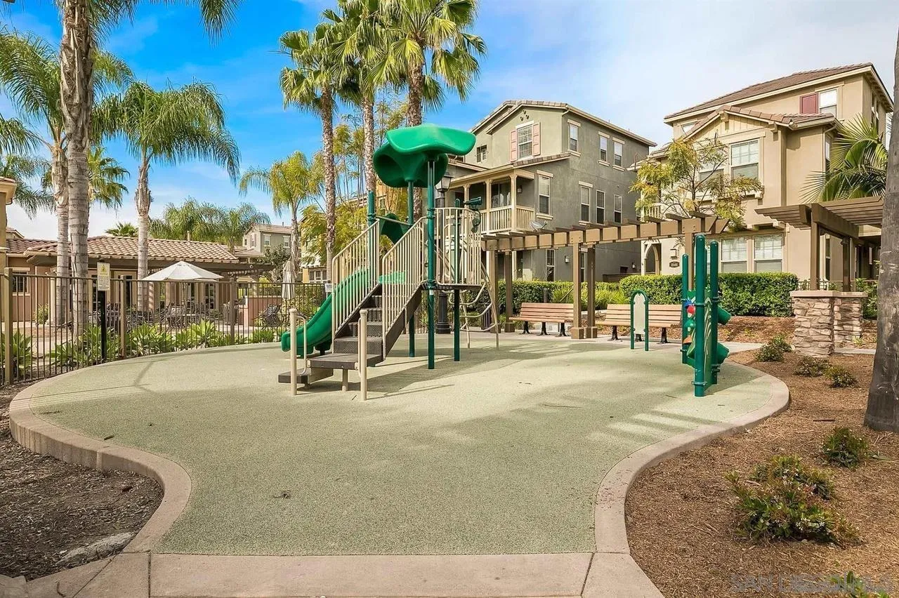 Photo #27: 250045267 Listing: Photo #27