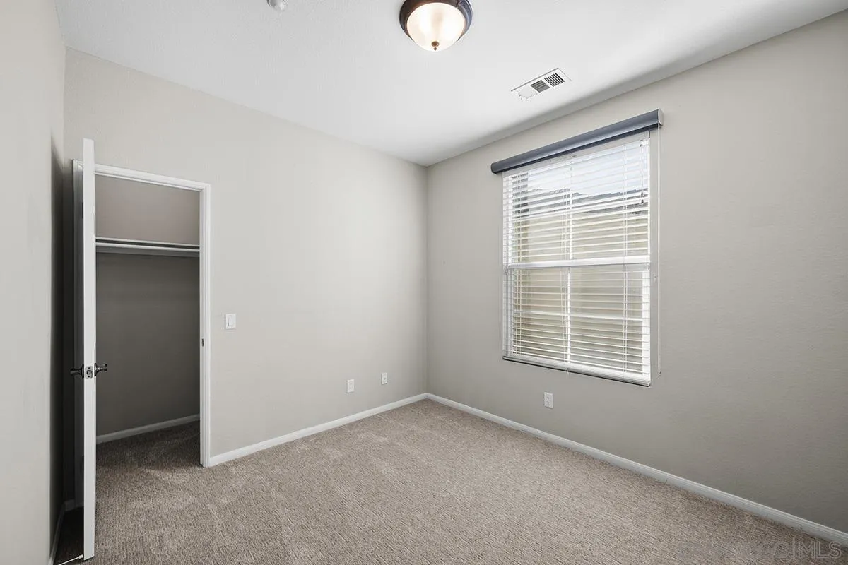 https://cdn.realtyfeed.com/cdn/127/250045270/5a41be0bed95330e4b55a474f323387a.webp