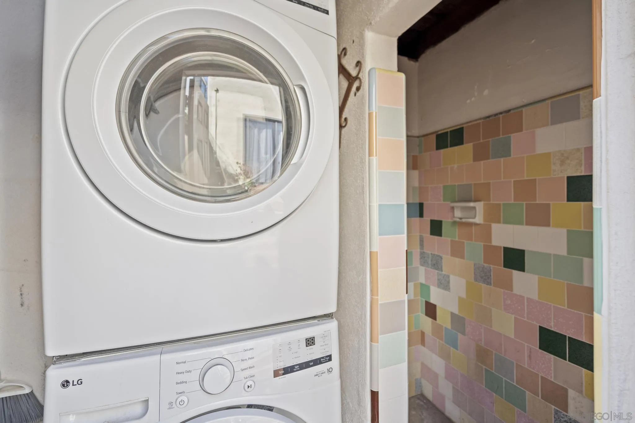 Photo #23: 250045287 Listing: Photo #23