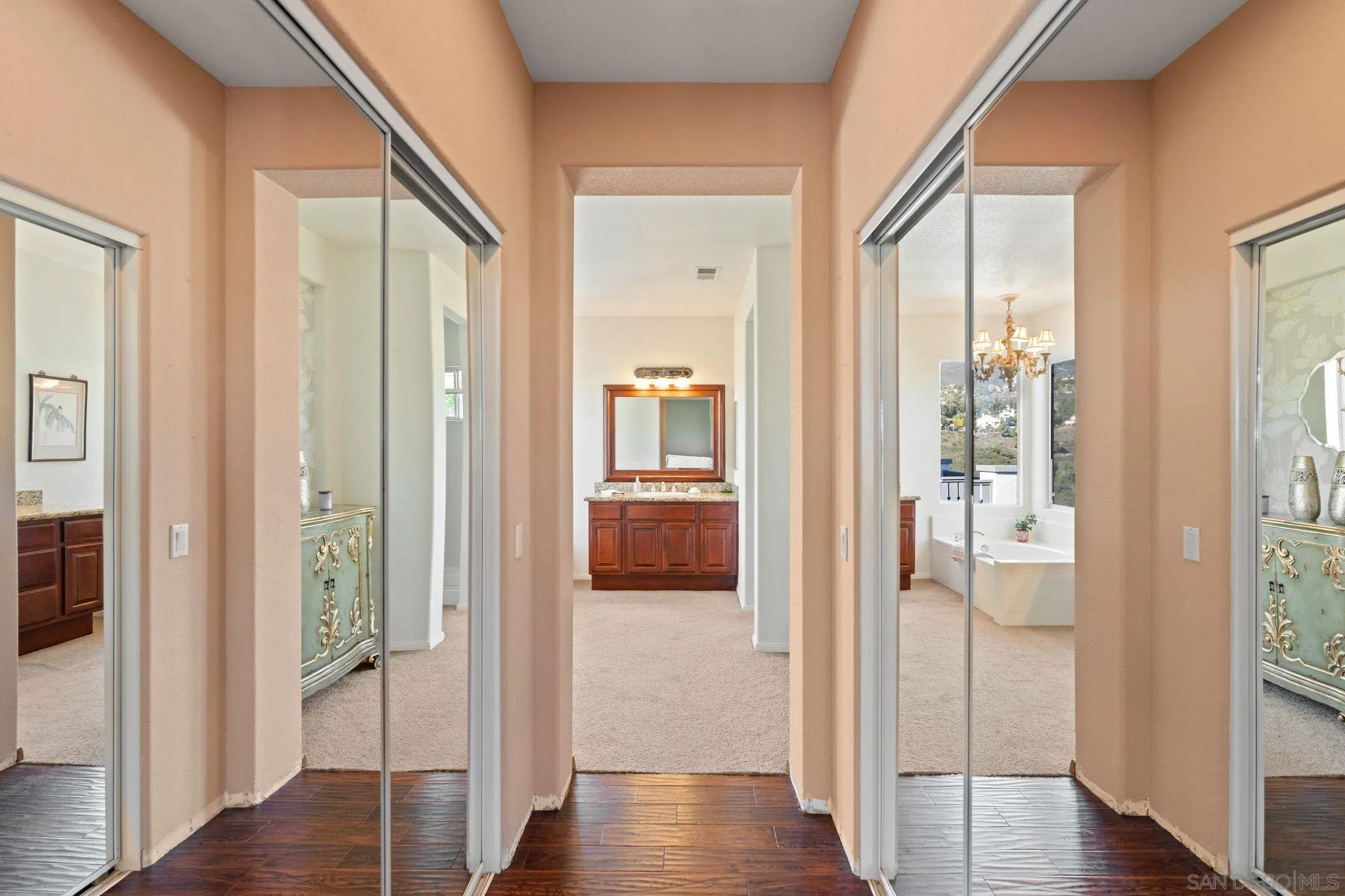 https://cdn.realtyfeed.com/cdn/127/250045293/0278817b1619f0b69d495237e283122a.webp