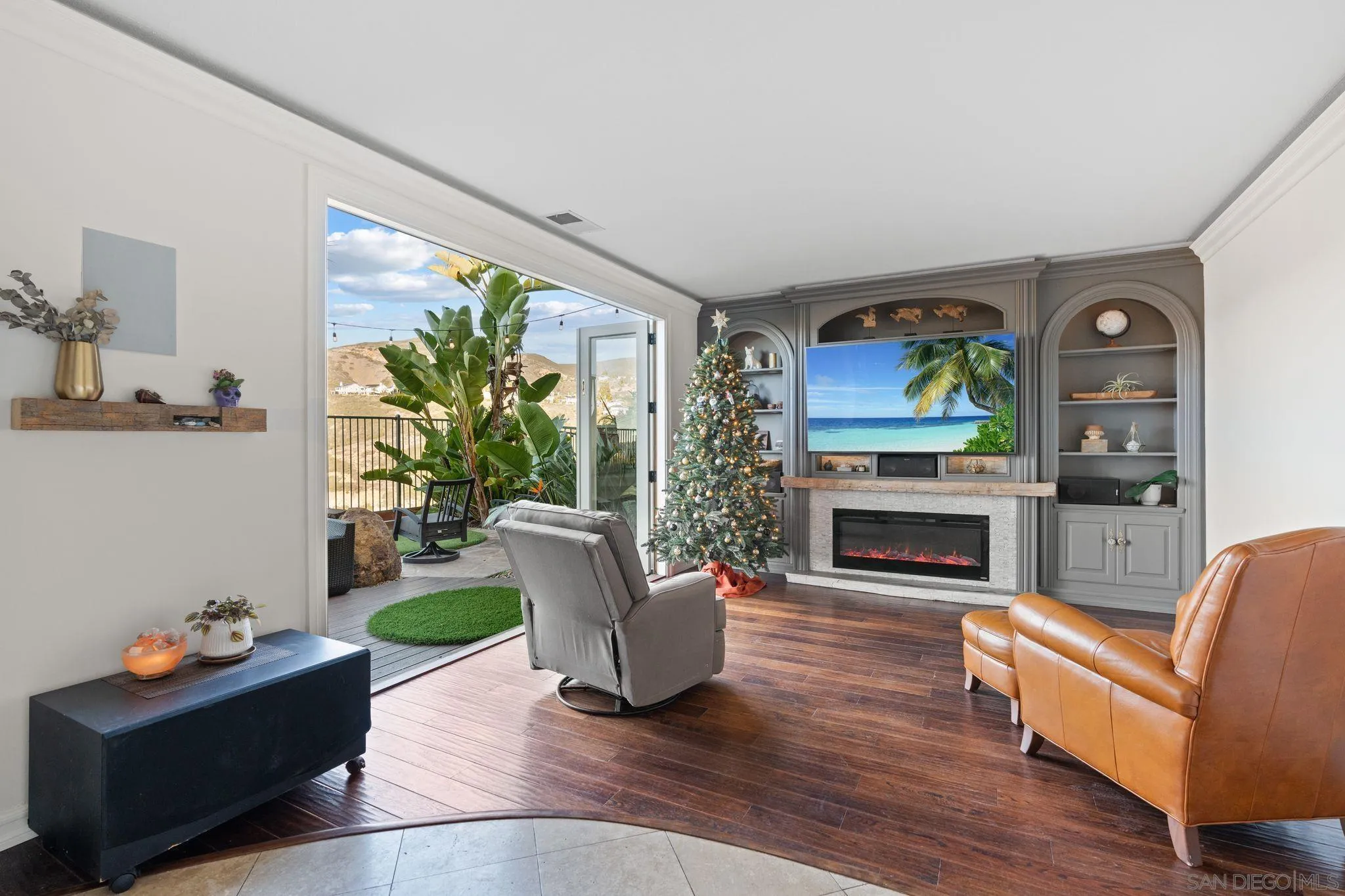 https://cdn.realtyfeed.com/cdn/127/250045293/8e5fe17ec4ad7f58514139c2665143d0.webp