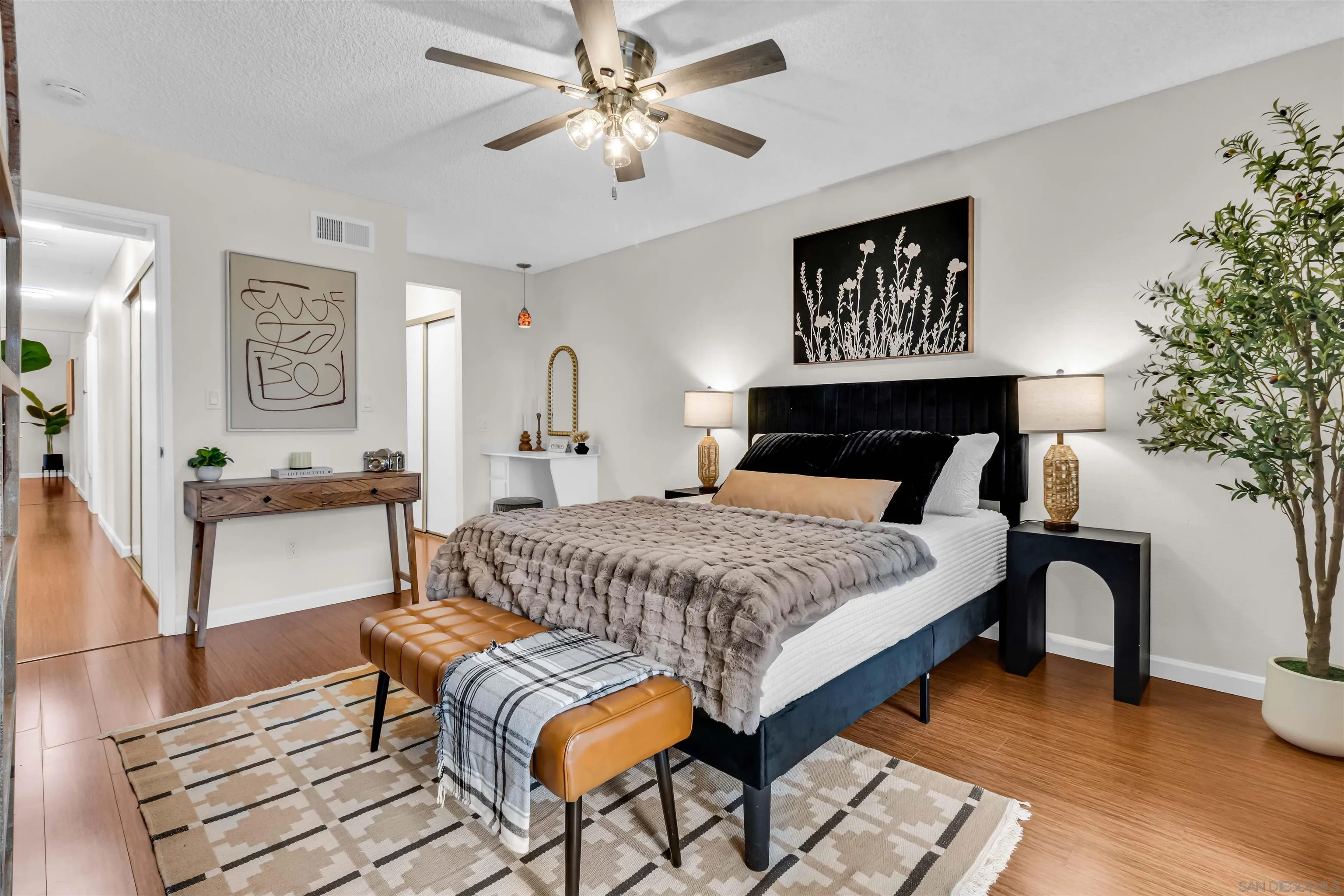 Photo #15: 250045299 Listing: Photo #15