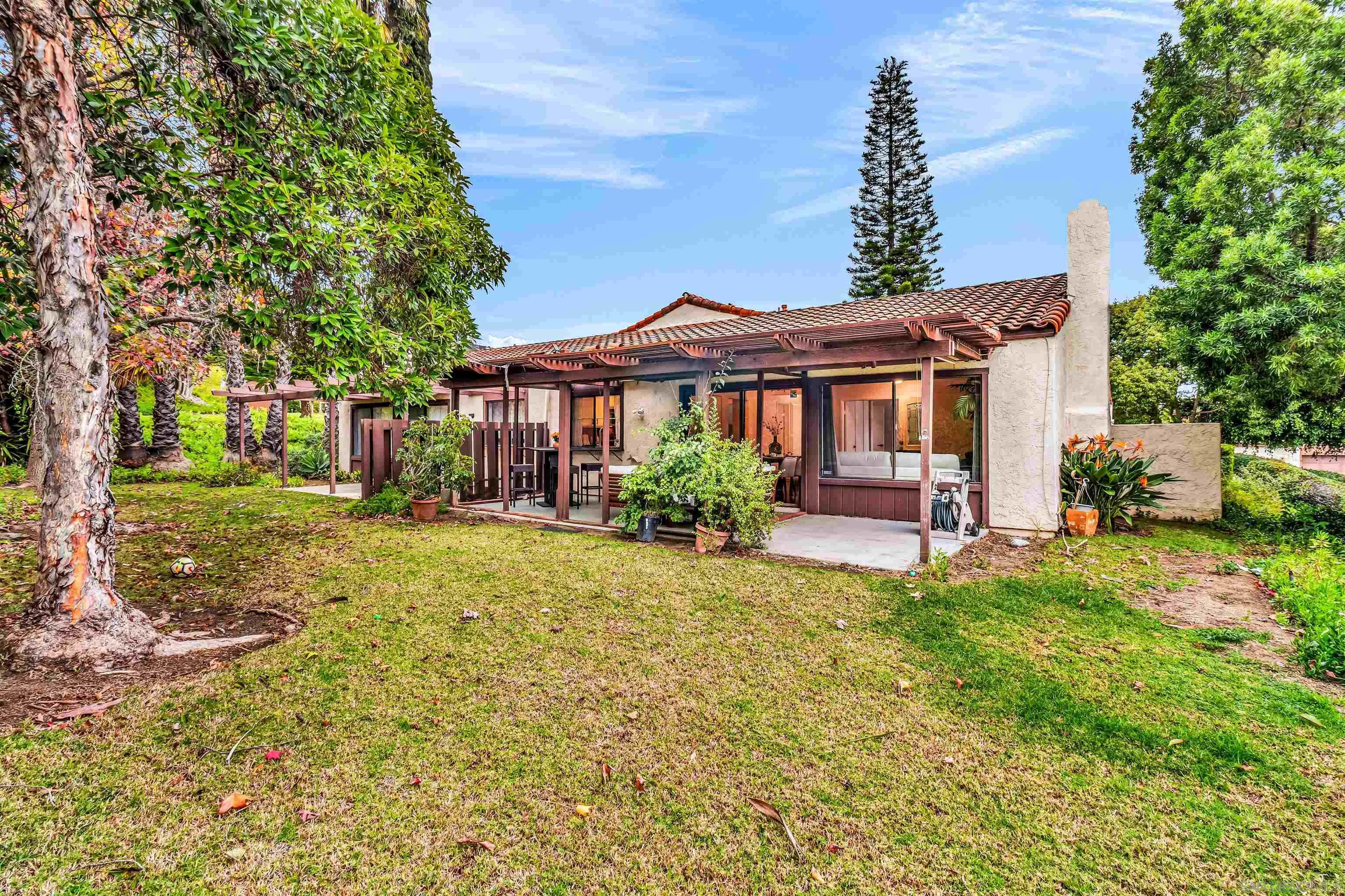 Photo #2: 250045299 Listing: Photo #2