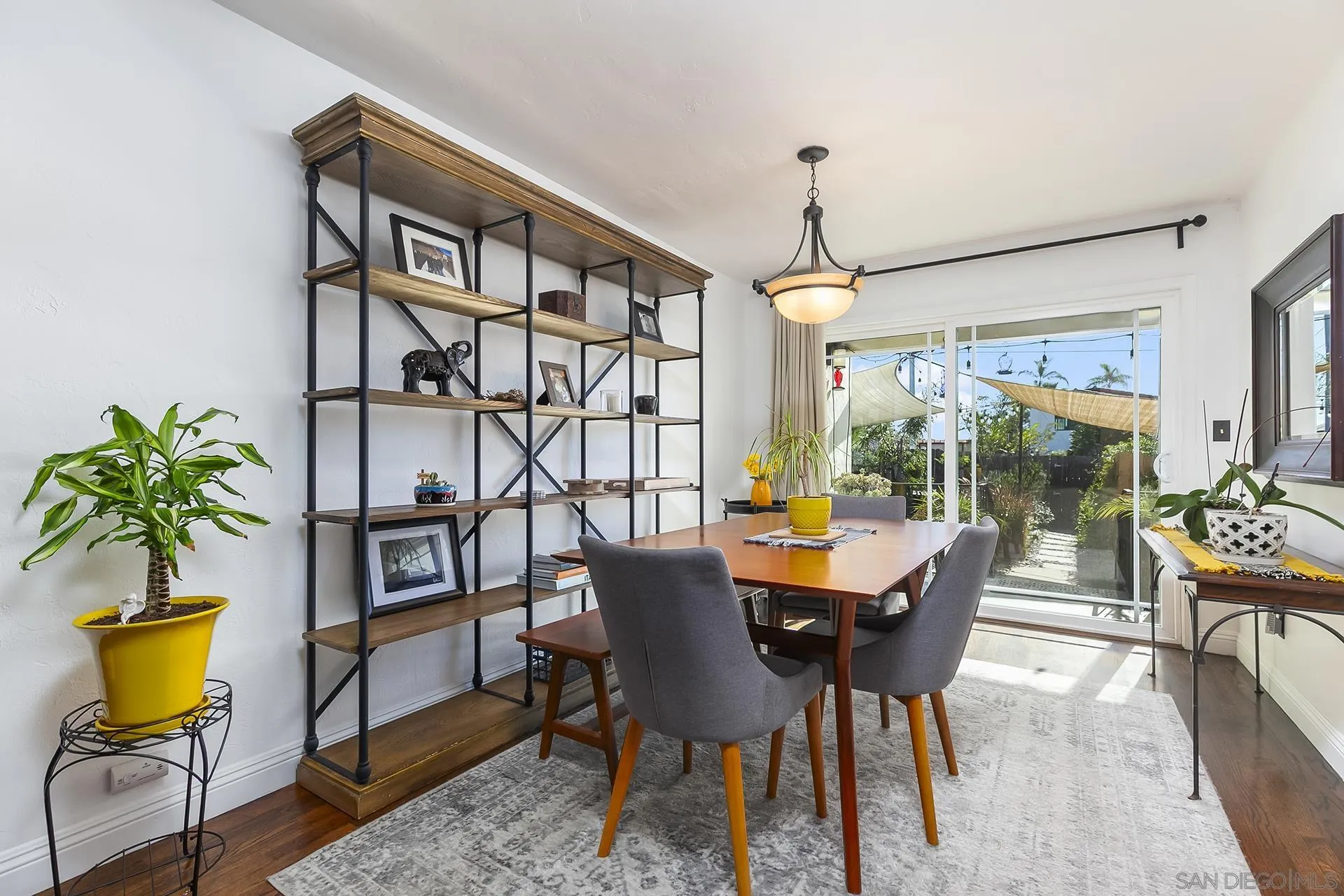 https://cdn.realtyfeed.com/cdn/127/250045303/a0c29ead93b1930a6c925ba5c0ad4218.webp