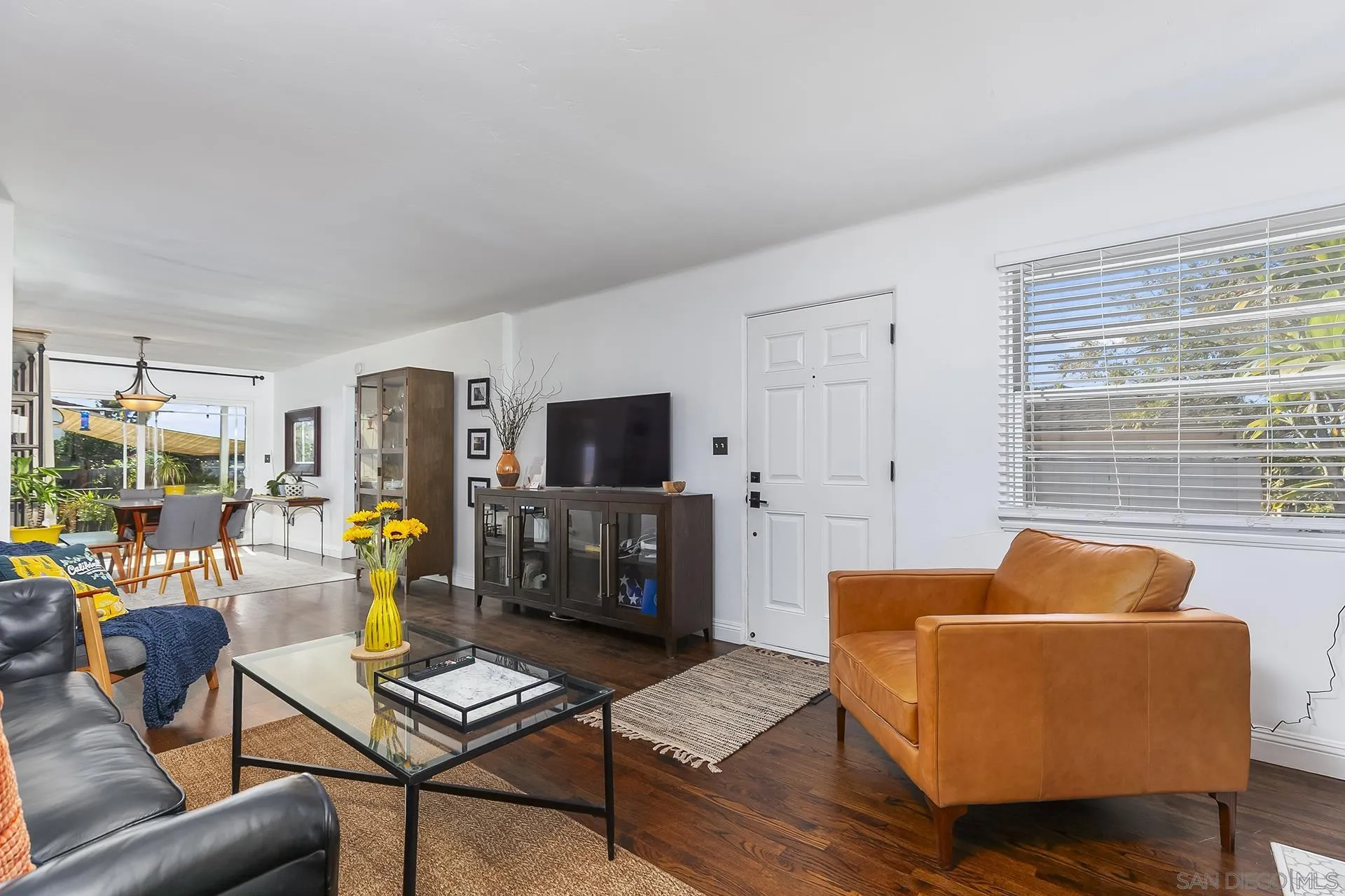 https://cdn.realtyfeed.com/cdn/127/250045303/a152313c17b0fb6f3b661df1ebd57f09.webp