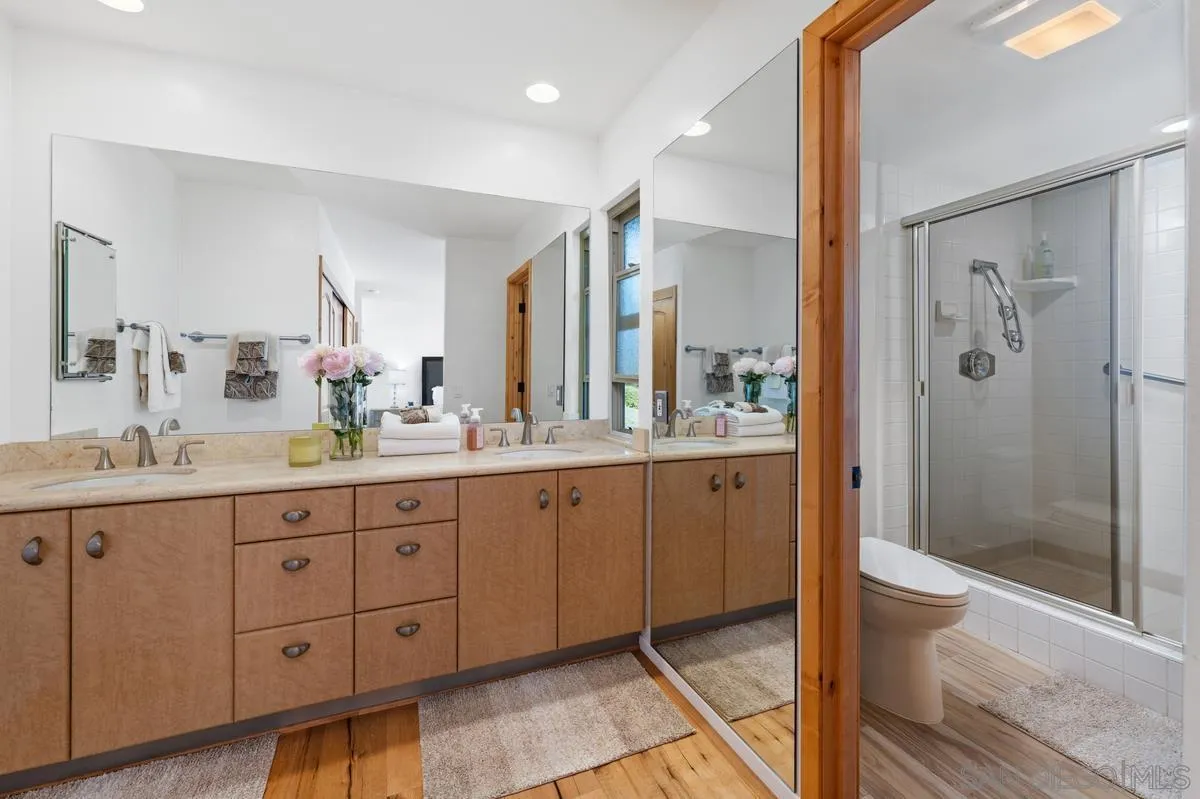 Photo #26: 250045308 Listing: Photo #26