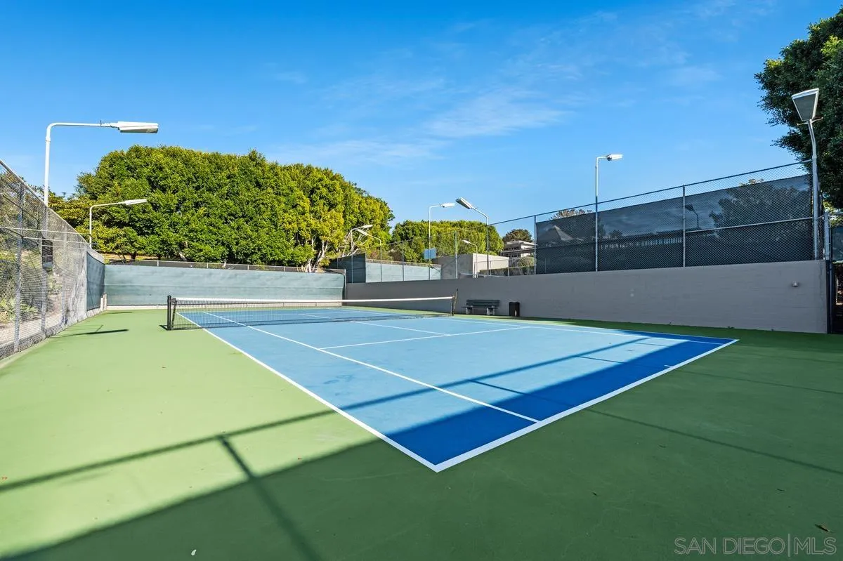 Photo #36: 250045308 Listing: Photo #36