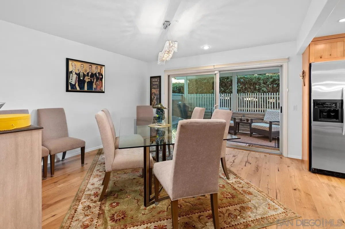 Photo #12: 250045308 Listing: Photo #12