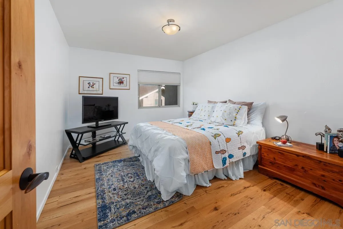 Photo #21: 250045308 Listing: Photo #21