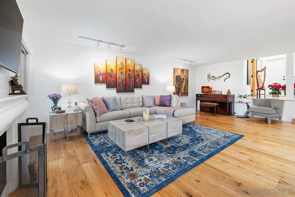 Photo #8: 250045308 Listing: Photo #8