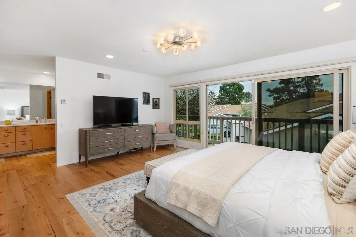 Photo #24: 250045308 Listing: Photo #24