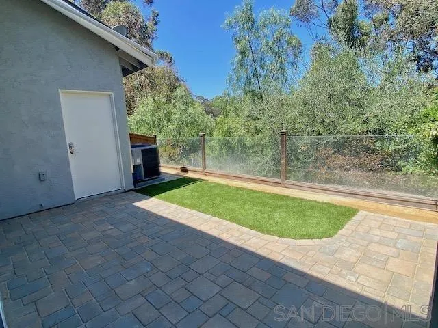 Photo #16: 250045314 Listing: Photo #16