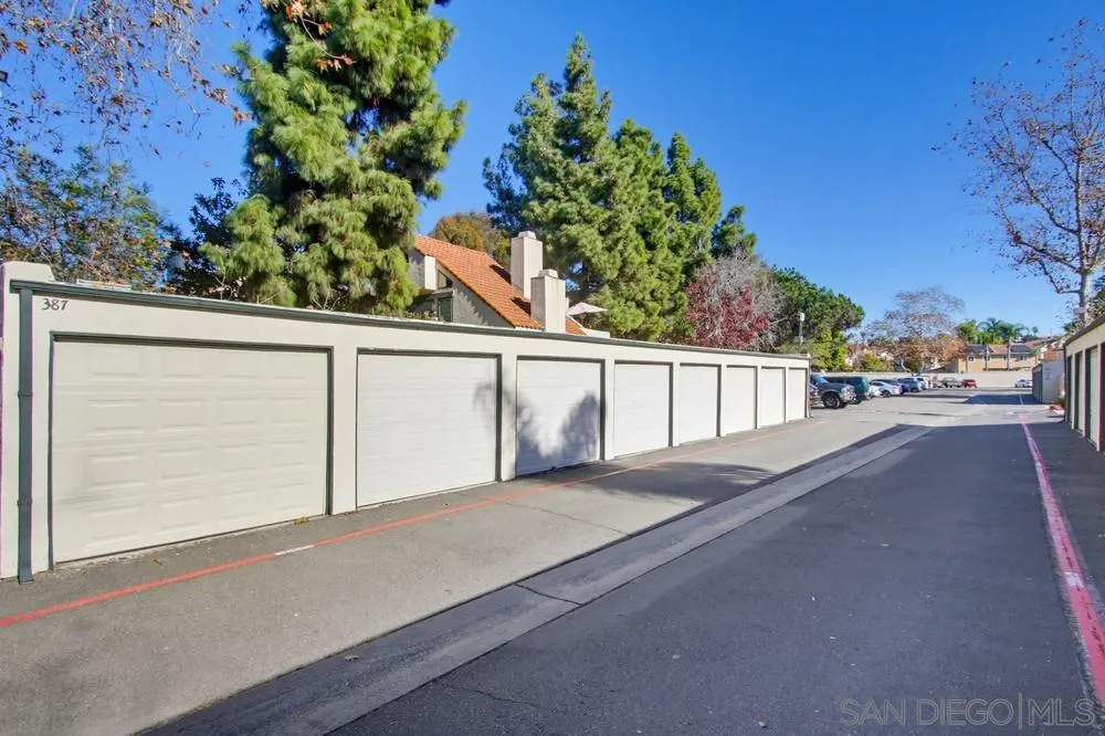 https://cdn.realtyfeed.com/cdn/127/250045325/cbebd5503dc16736440681628ae503fe.webp