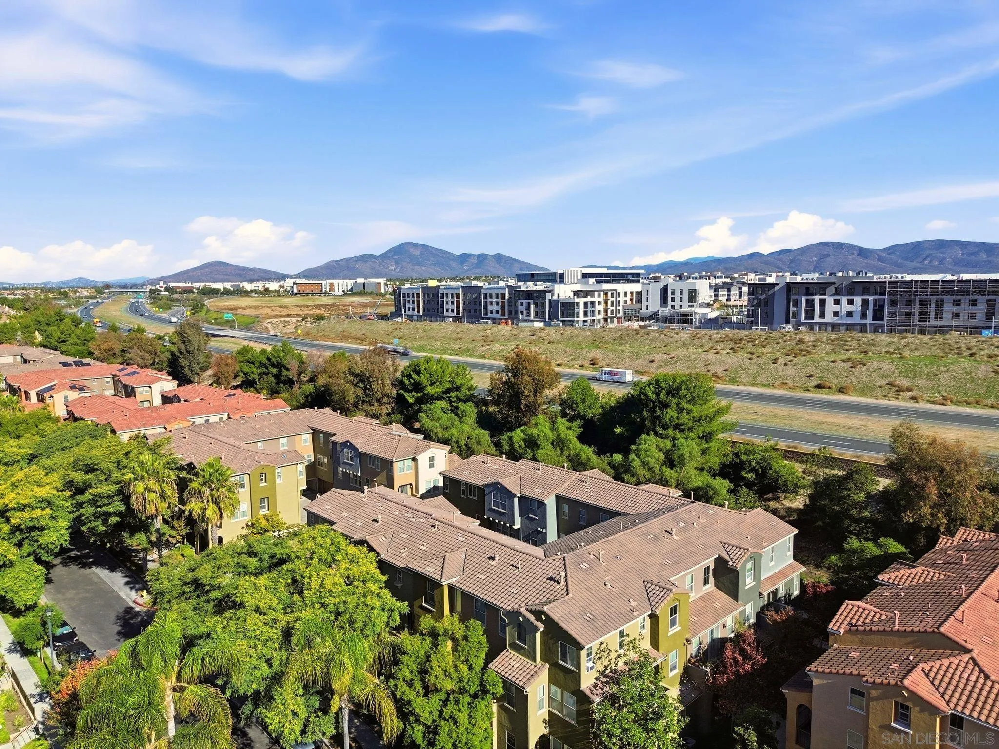 https://cdn.realtyfeed.com/cdn/127/250045326/640de4316f862c2b125f561a0b2e9553.webp