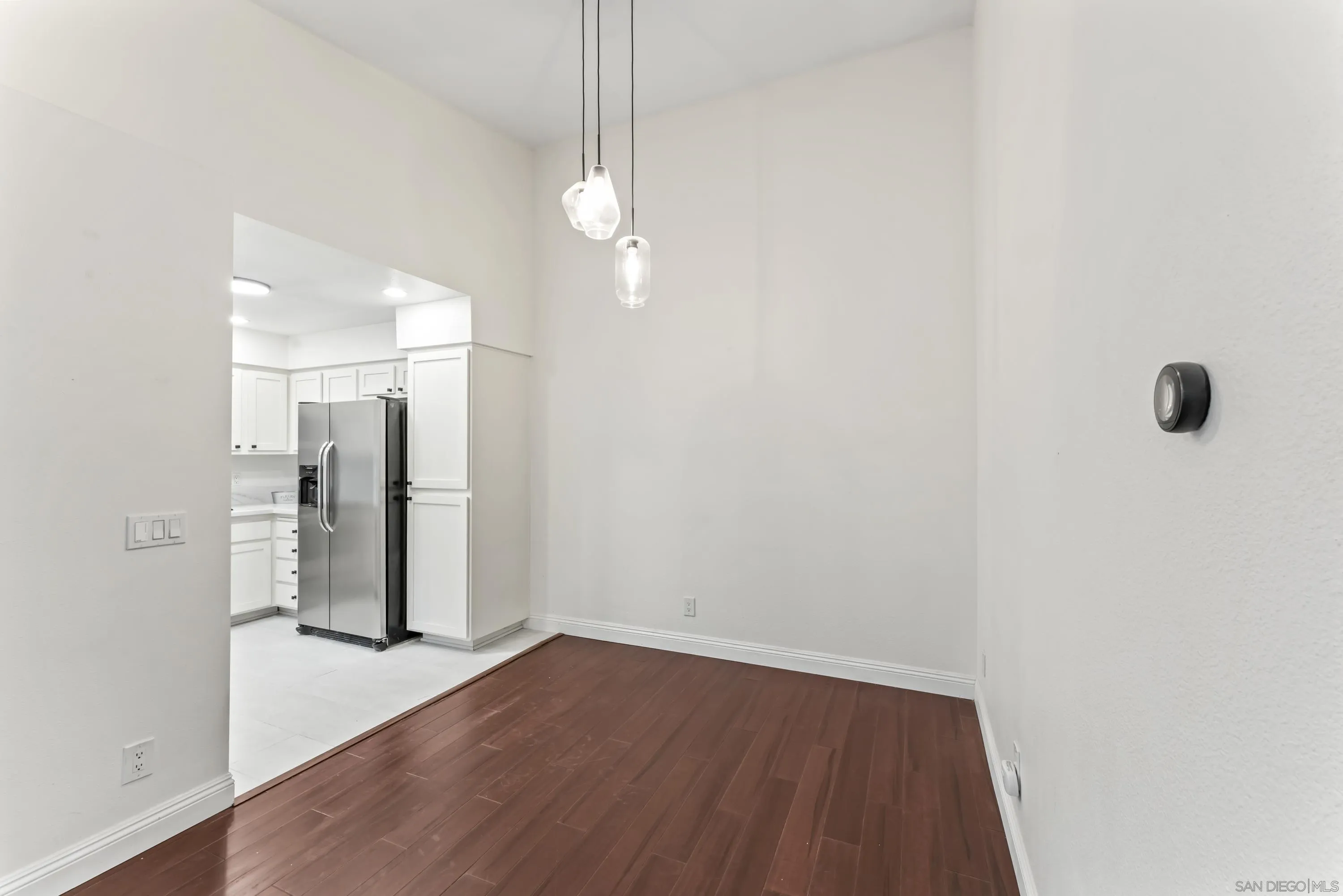 Photo #2: 250045337 Listing: Photo #2