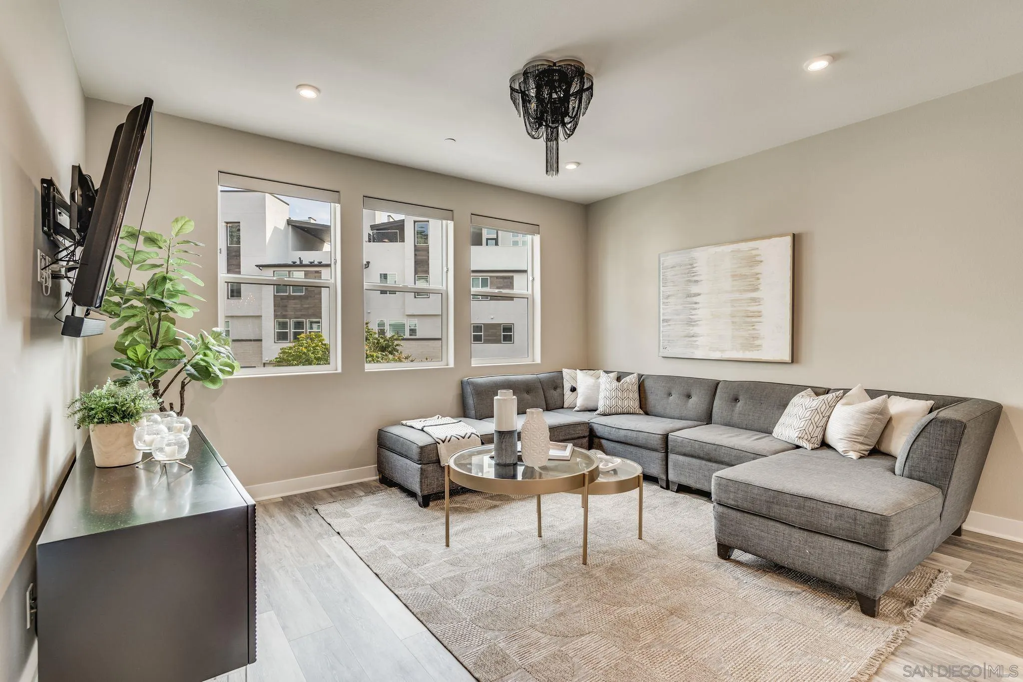 Photo #6: 250045369 Listing: Photo #6