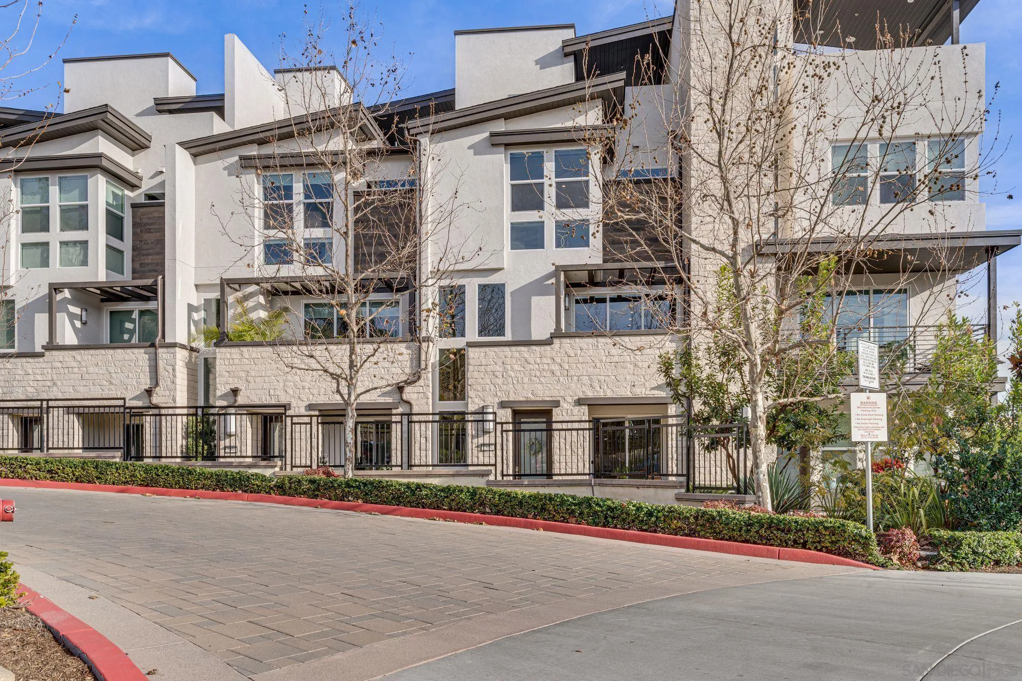 Photo #24: 250045369 Listing: Photo #24