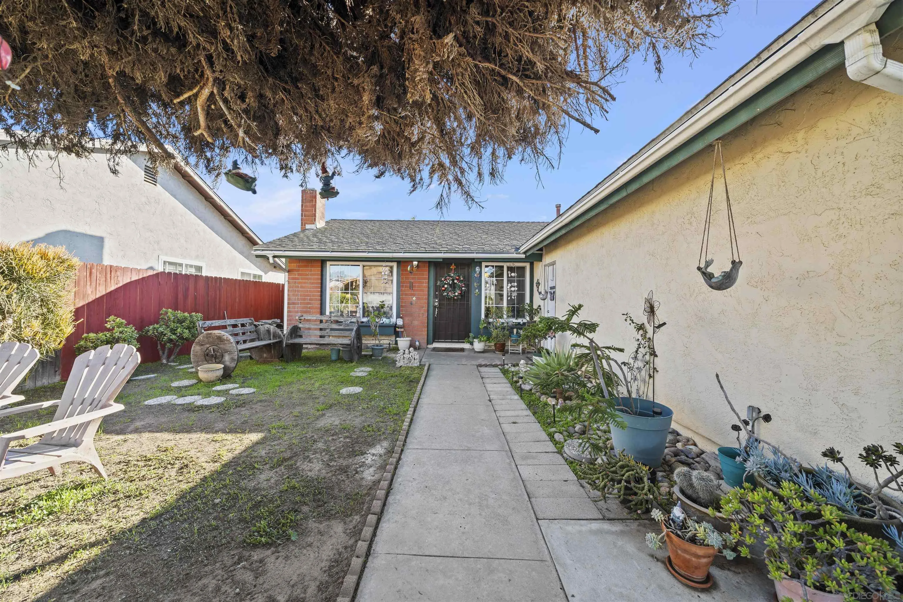 https://cdn.realtyfeed.com/cdn/127/250045370/7e48441c017b57a600960e6470585415.webp