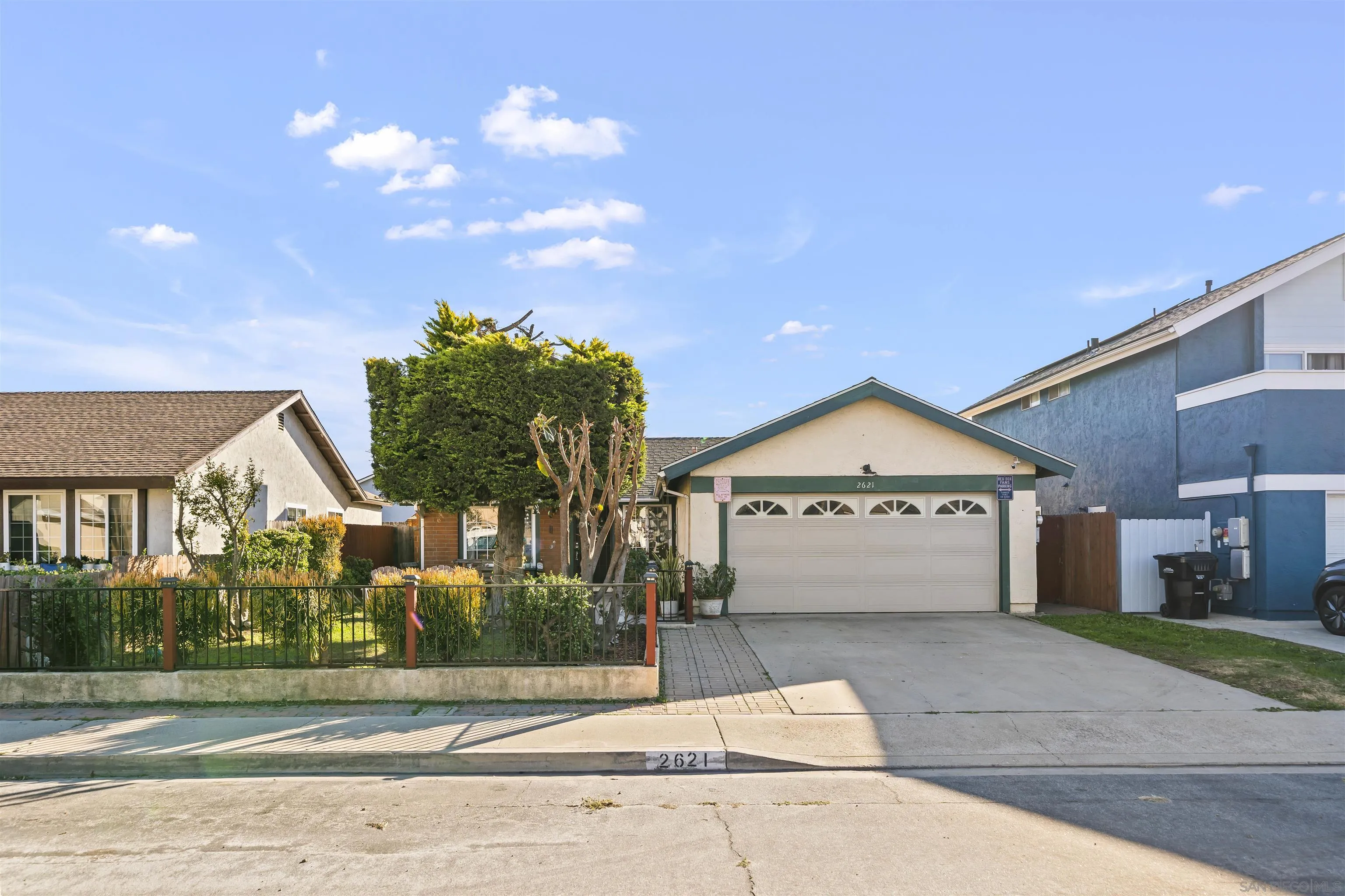 https://cdn.realtyfeed.com/cdn/127/250045370/b590bd79c81d80e23117e7504352c8e6.webp