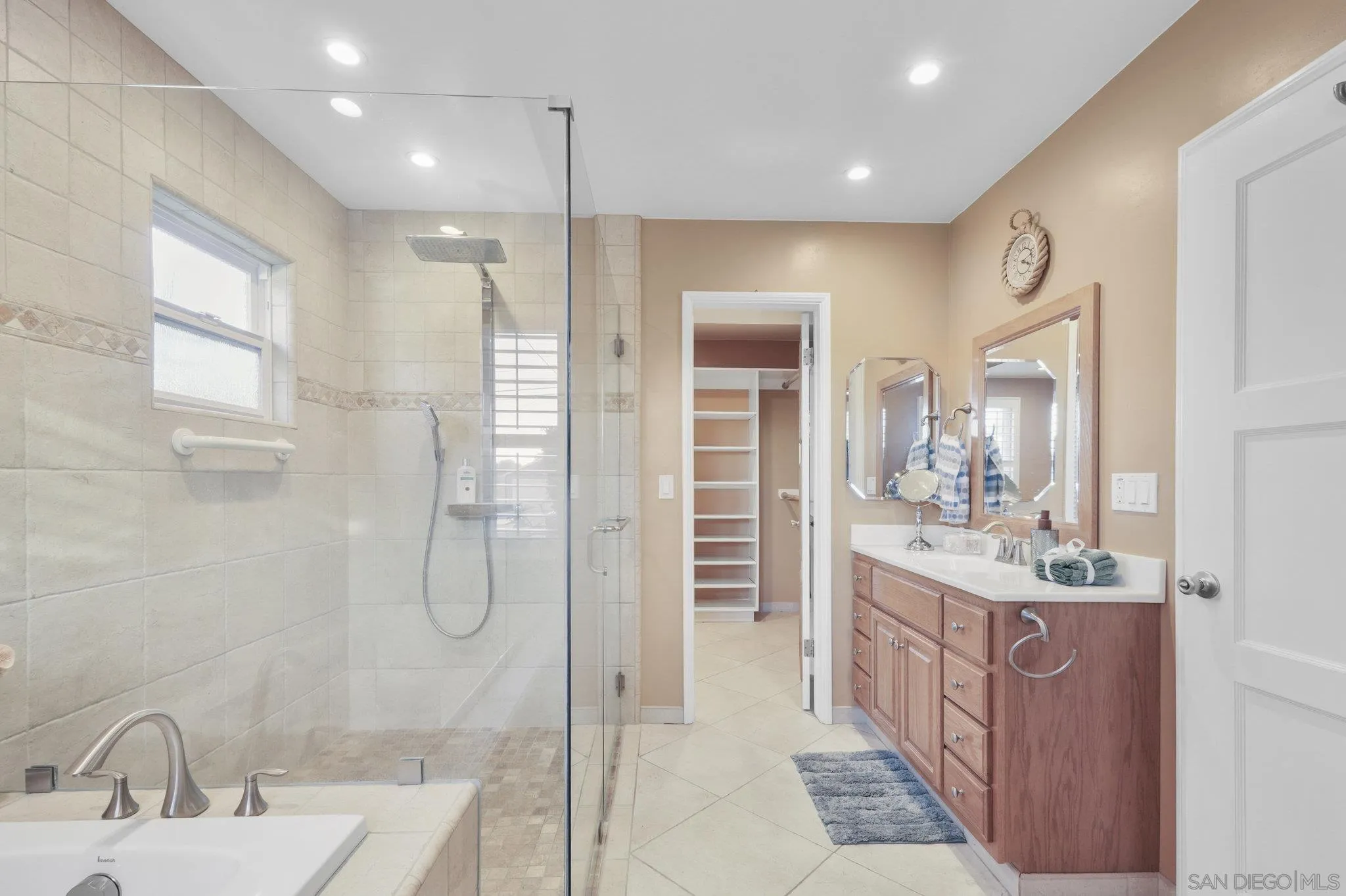 https://cdn.realtyfeed.com/cdn/127/250045379/9a1c925fea76bef6fd3e385dbd11c755.webp