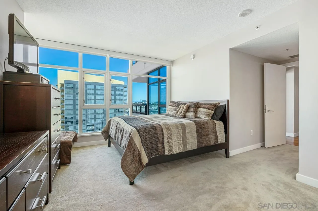 https://cdn.realtyfeed.com/cdn/127/250045381/1e52382aa9915a04debf142cac307601.webp