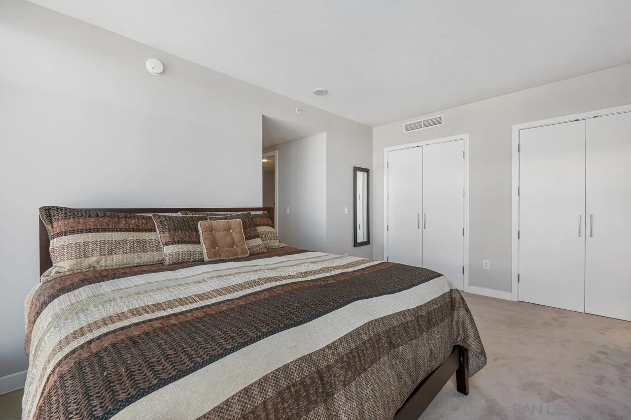 https://cdn.realtyfeed.com/cdn/127/250045381/cafdfddcaba16ef59480ab4e5ebfac1d.webp