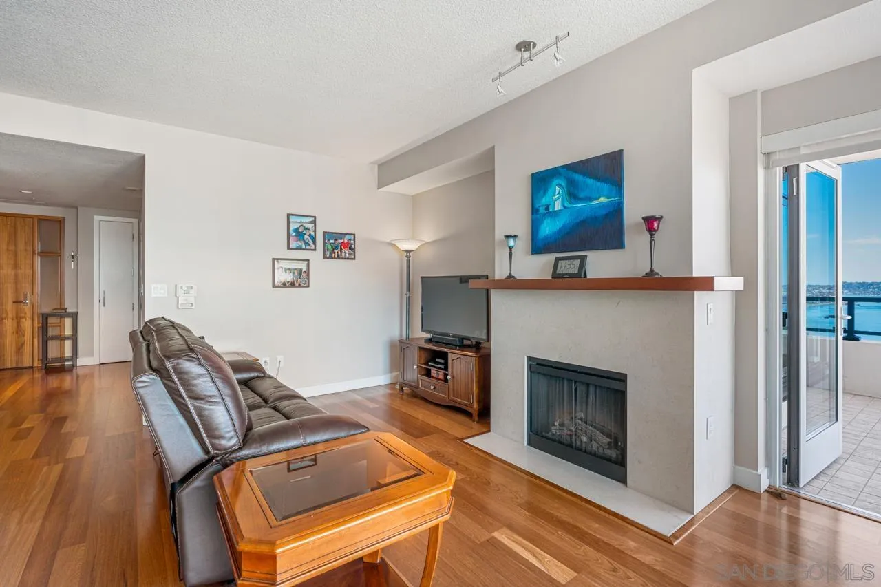 https://cdn.realtyfeed.com/cdn/127/250045381/deb160b0e552257c3d4ab31947cb5e8d.webp