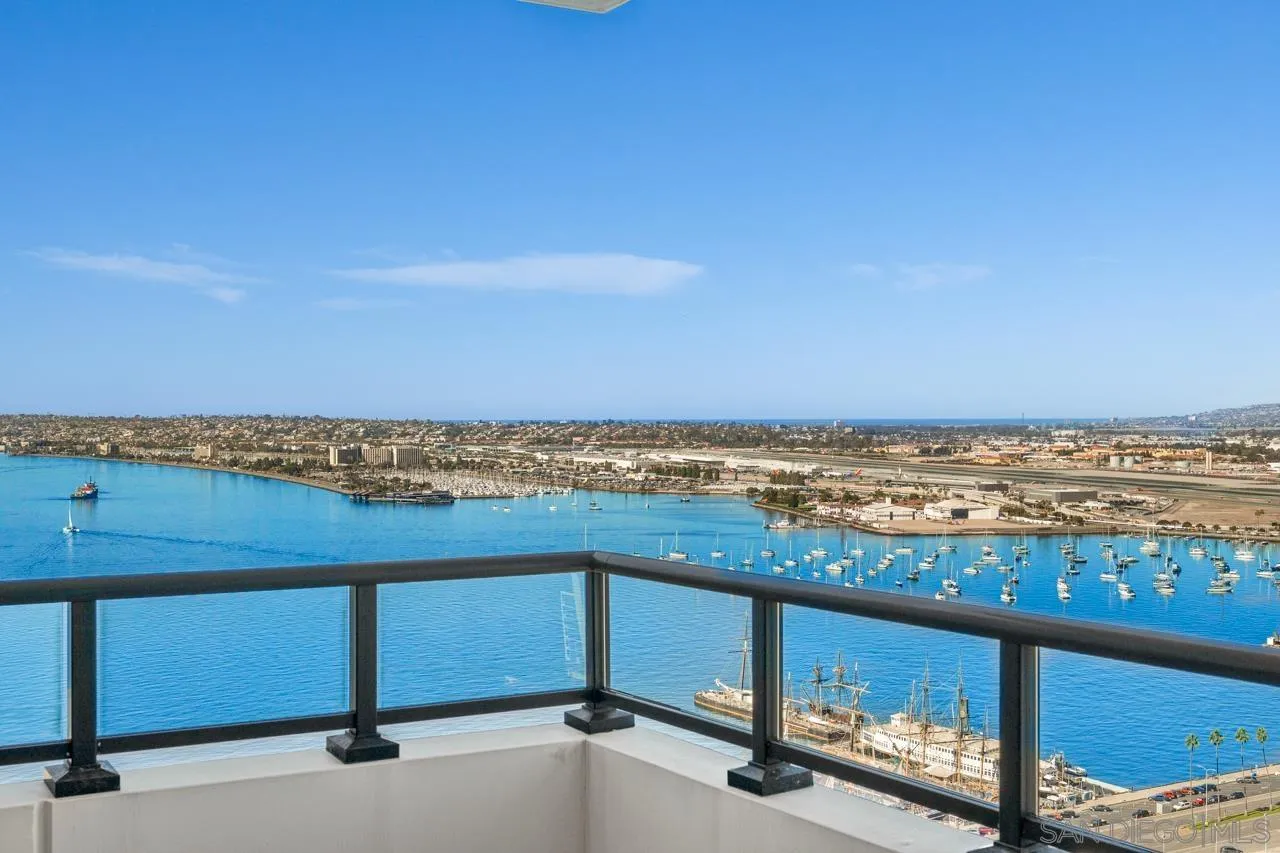 https://cdn.realtyfeed.com/cdn/127/250045381/e4c3bdbafd1443ca0f71f04e9c7d1b83.webp