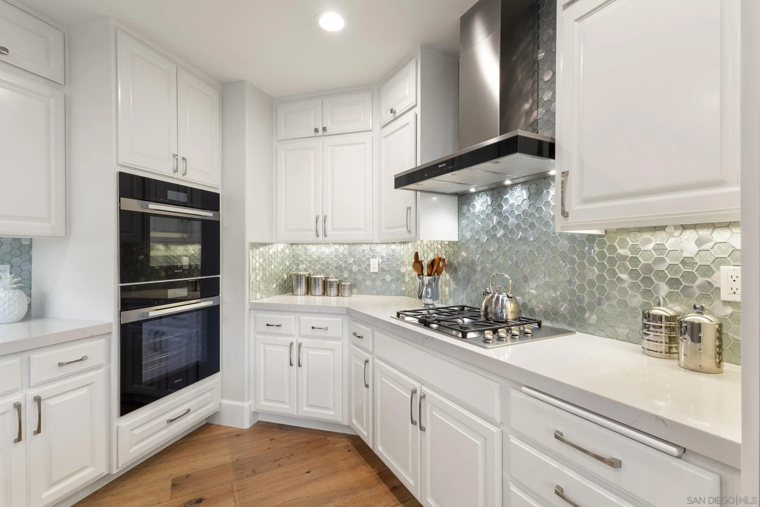 https://cdn.realtyfeed.com/cdn/127/250045382/07e8708c6ac4e724d1702d5fe6b91bd5.webp