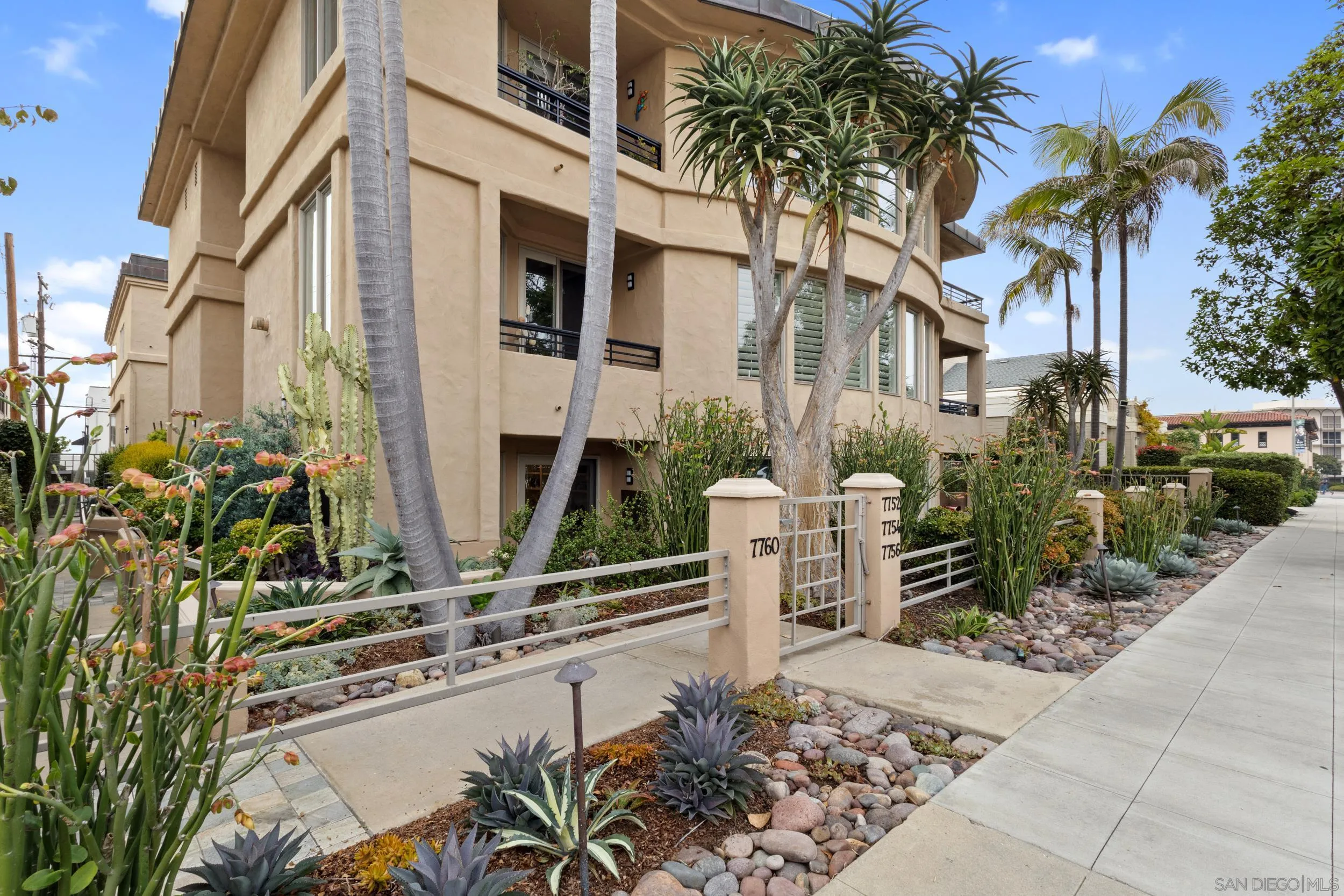 https://cdn.realtyfeed.com/cdn/127/250045382/a881ee4905605b241b4083b0e05d005e.webp